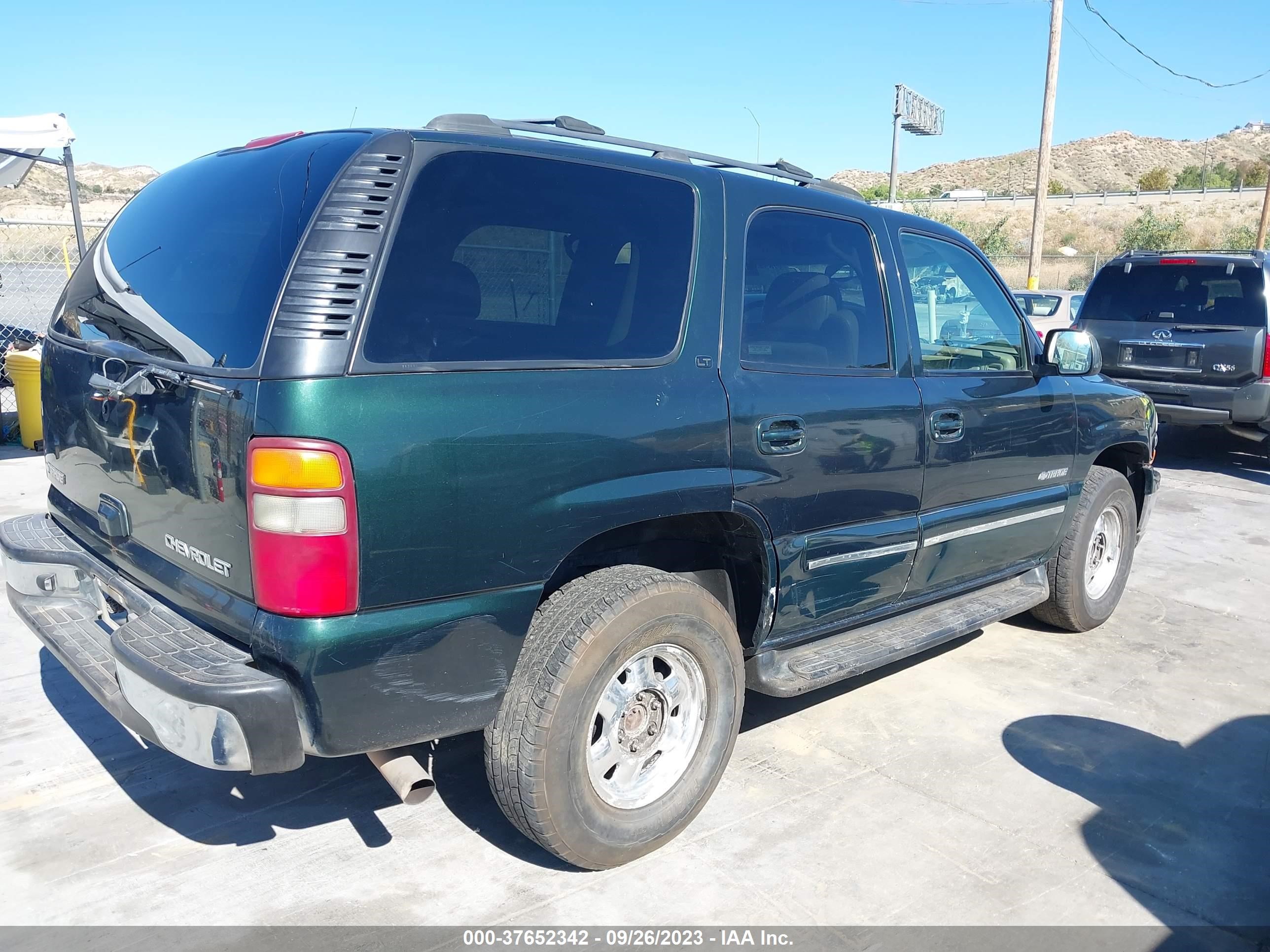 Photo 3 VIN: 1GNEC13T51R167886 - CHEVROLET TAHOE 