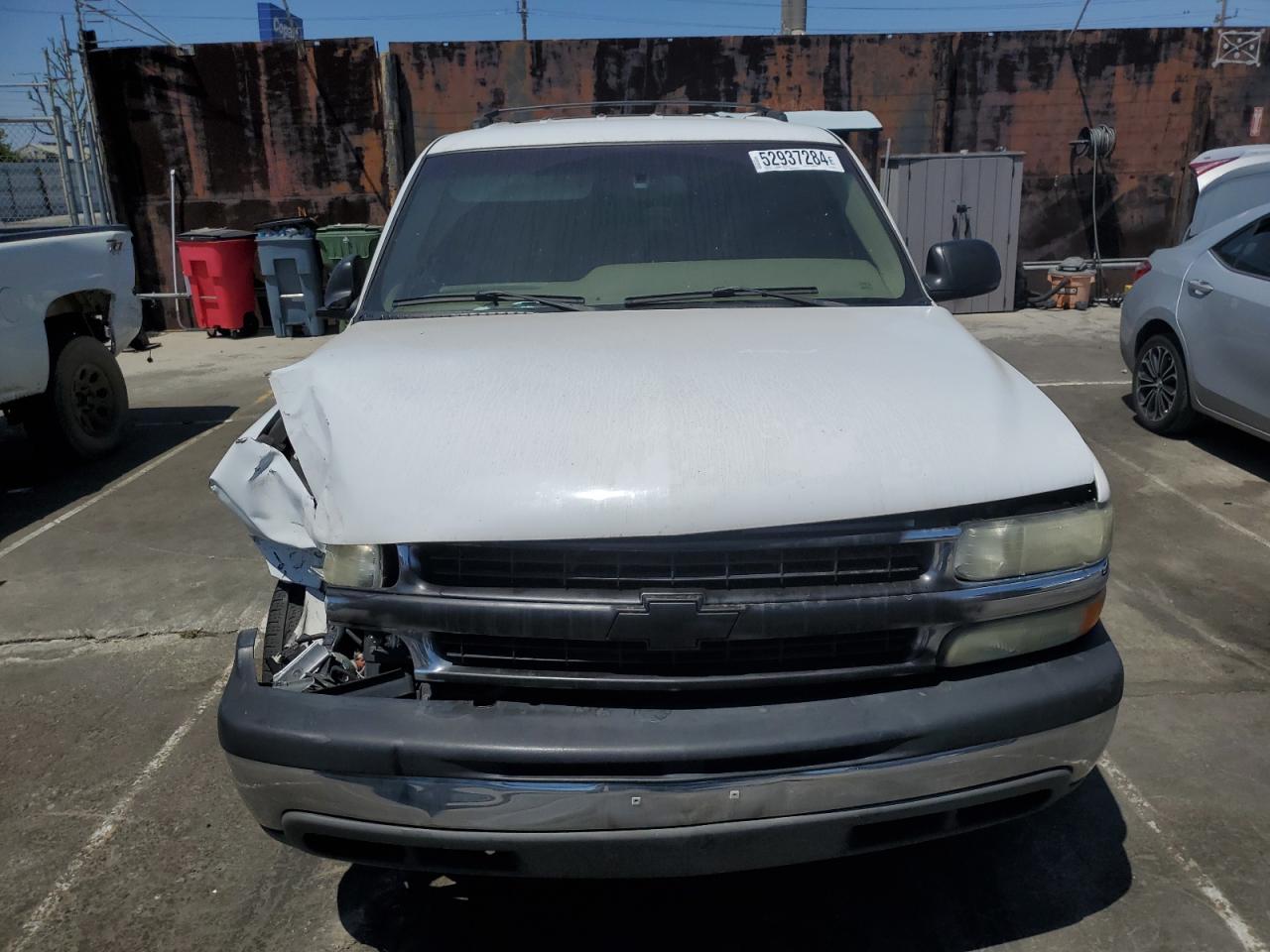 Photo 4 VIN: 1GNEC13T52R150166 - CHEVROLET TAHOE 