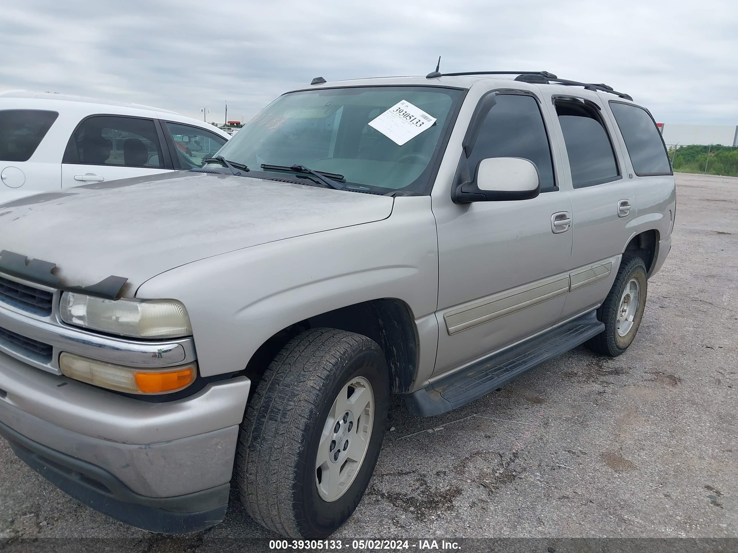 Photo 5 VIN: 1GNEC13T55R153377 - CHEVROLET TAHOE 