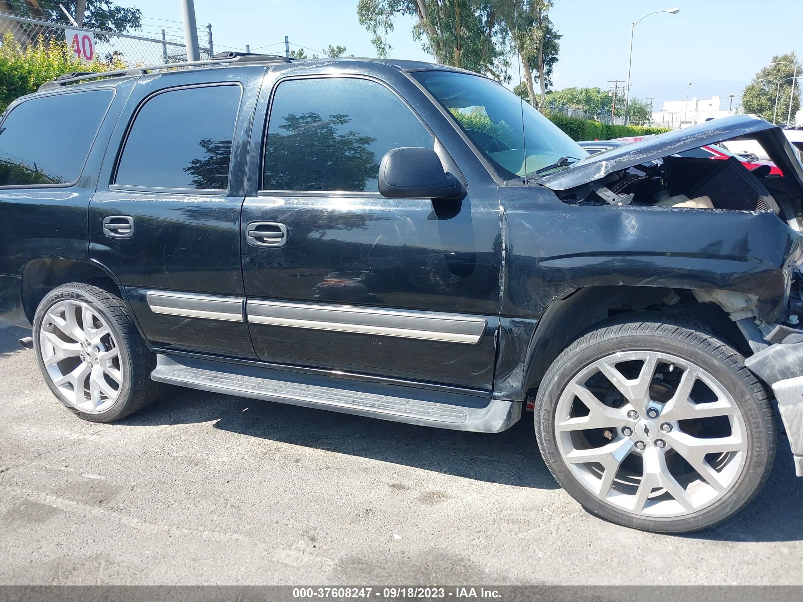 Photo 12 VIN: 1GNEC13T64J323730 - CHEVROLET TAHOE 