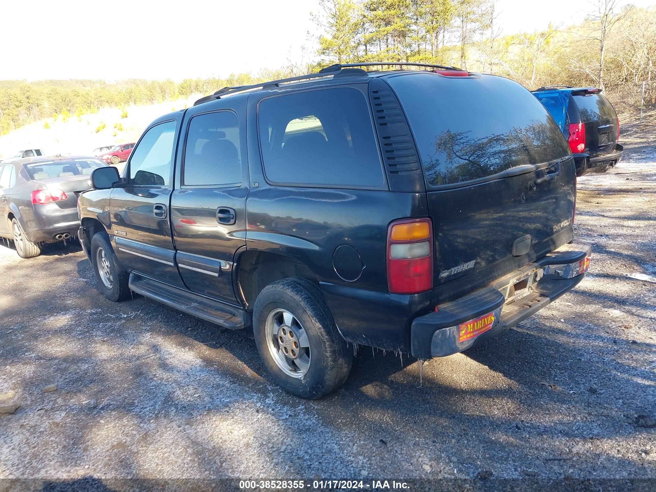 Photo 2 VIN: 1GNEC13T71J253795 - CHEVROLET TAHOE 