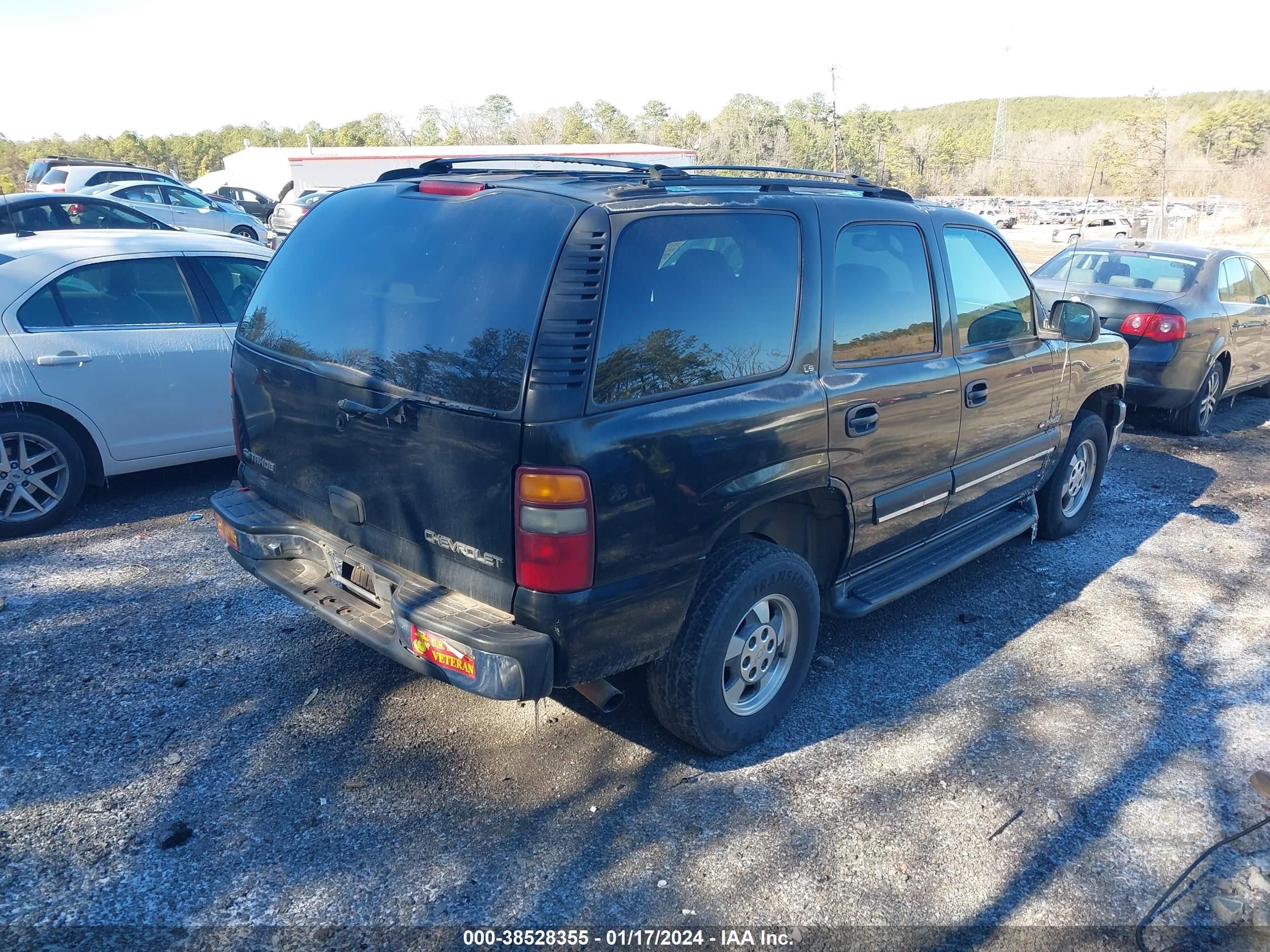 Photo 3 VIN: 1GNEC13T71J253795 - CHEVROLET TAHOE 