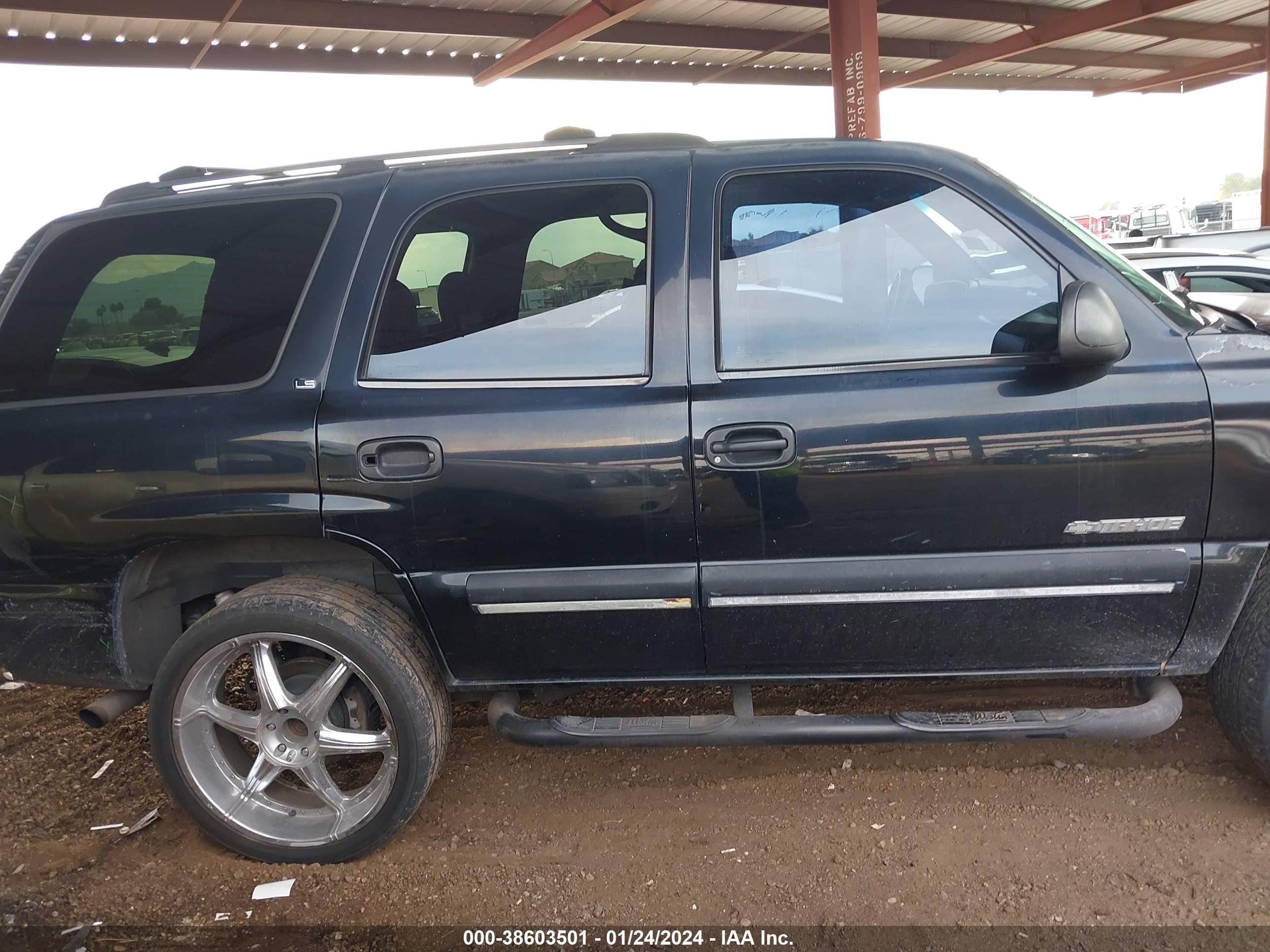 Photo 11 VIN: 1GNEC13T71R189985 - CHEVROLET TAHOE 