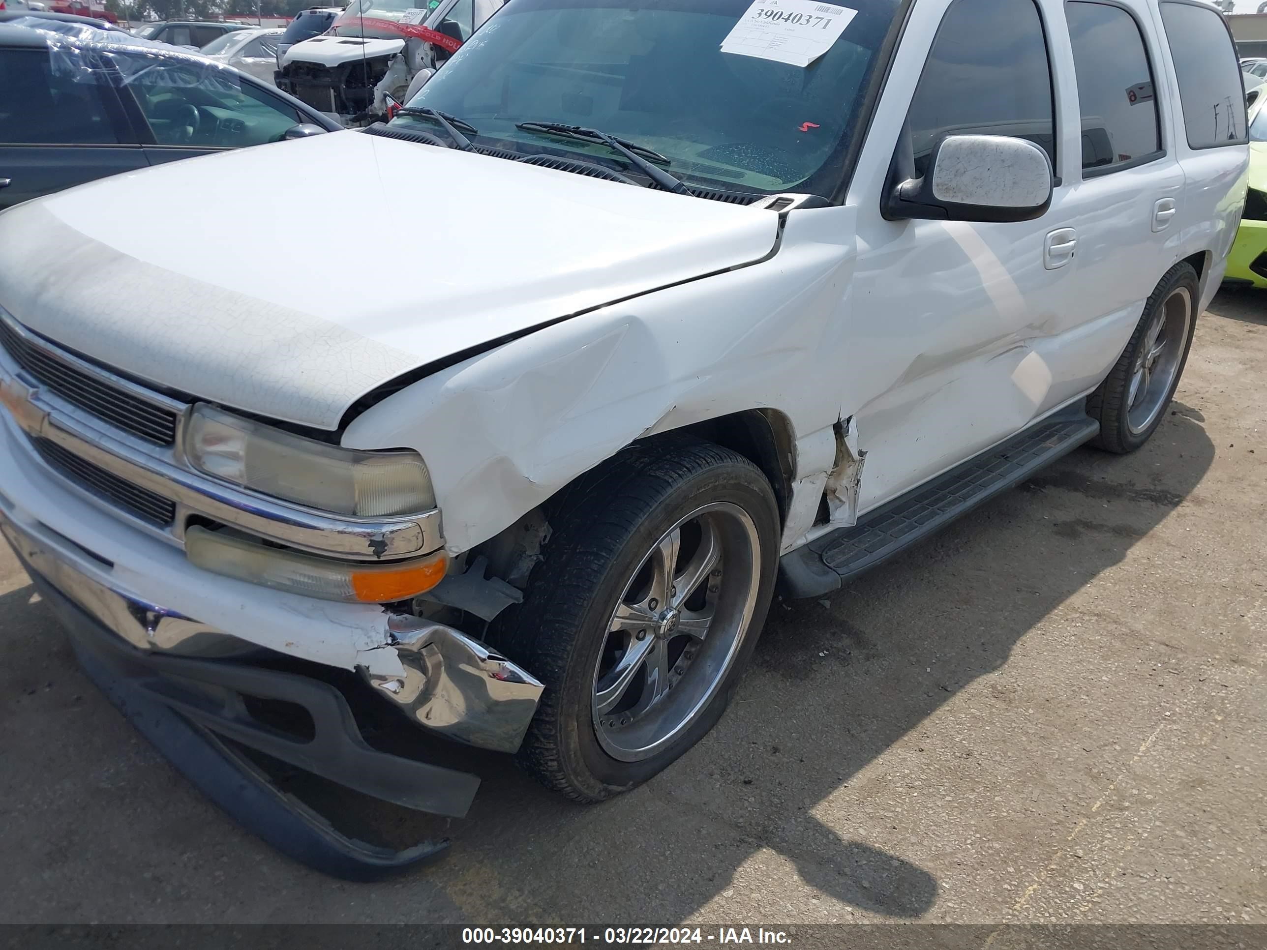 Photo 5 VIN: 1GNEC13T75R211974 - CHEVROLET TAHOE 