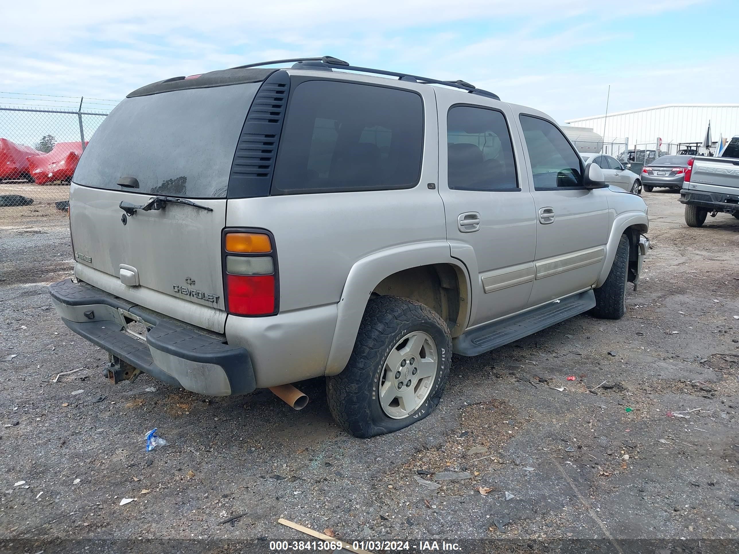 Photo 3 VIN: 1GNEC13T75R242383 - CHEVROLET TAHOE 