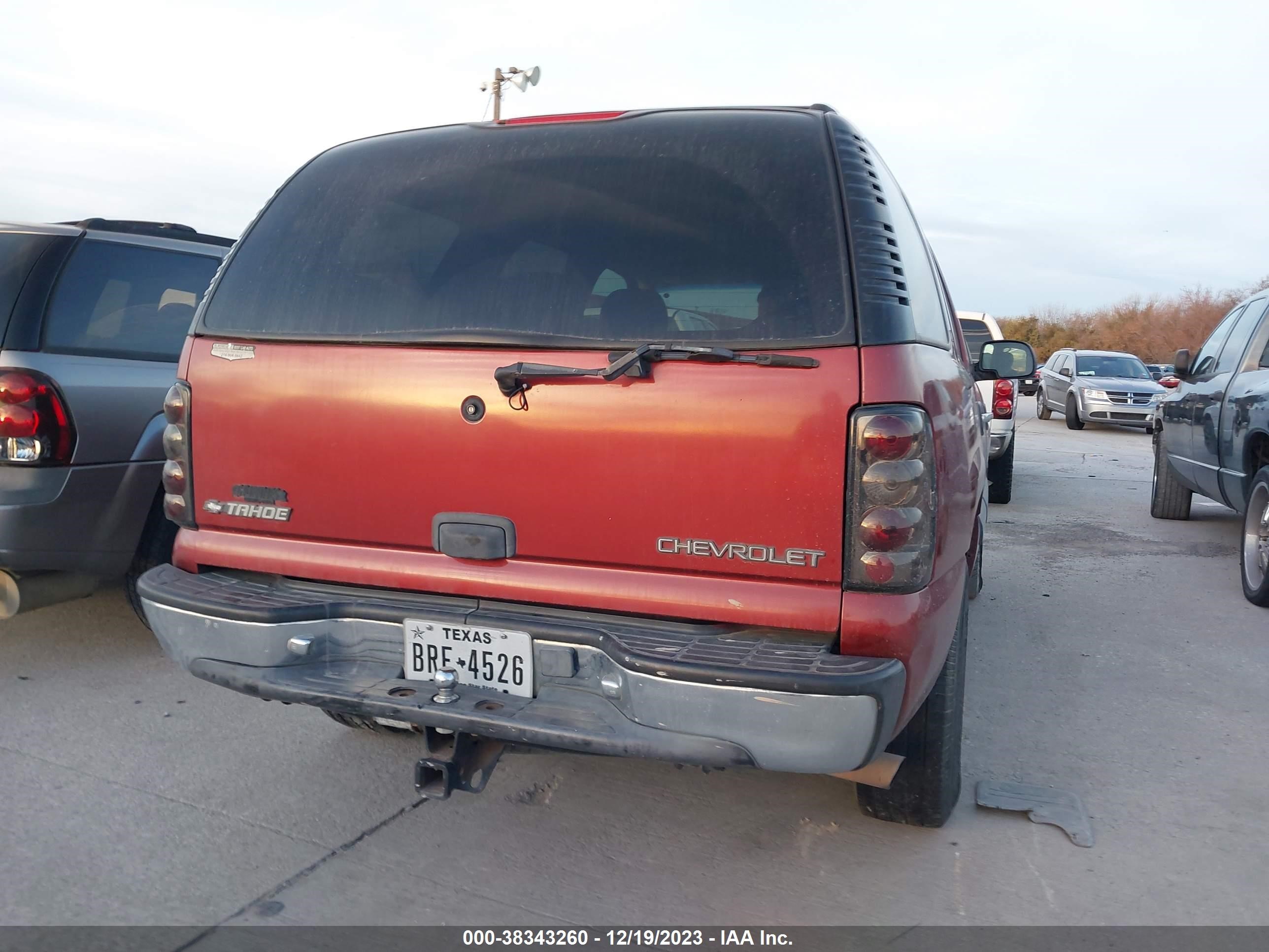 Photo 3 VIN: 1GNEC13T81R129553 - CHEVROLET TAHOE 