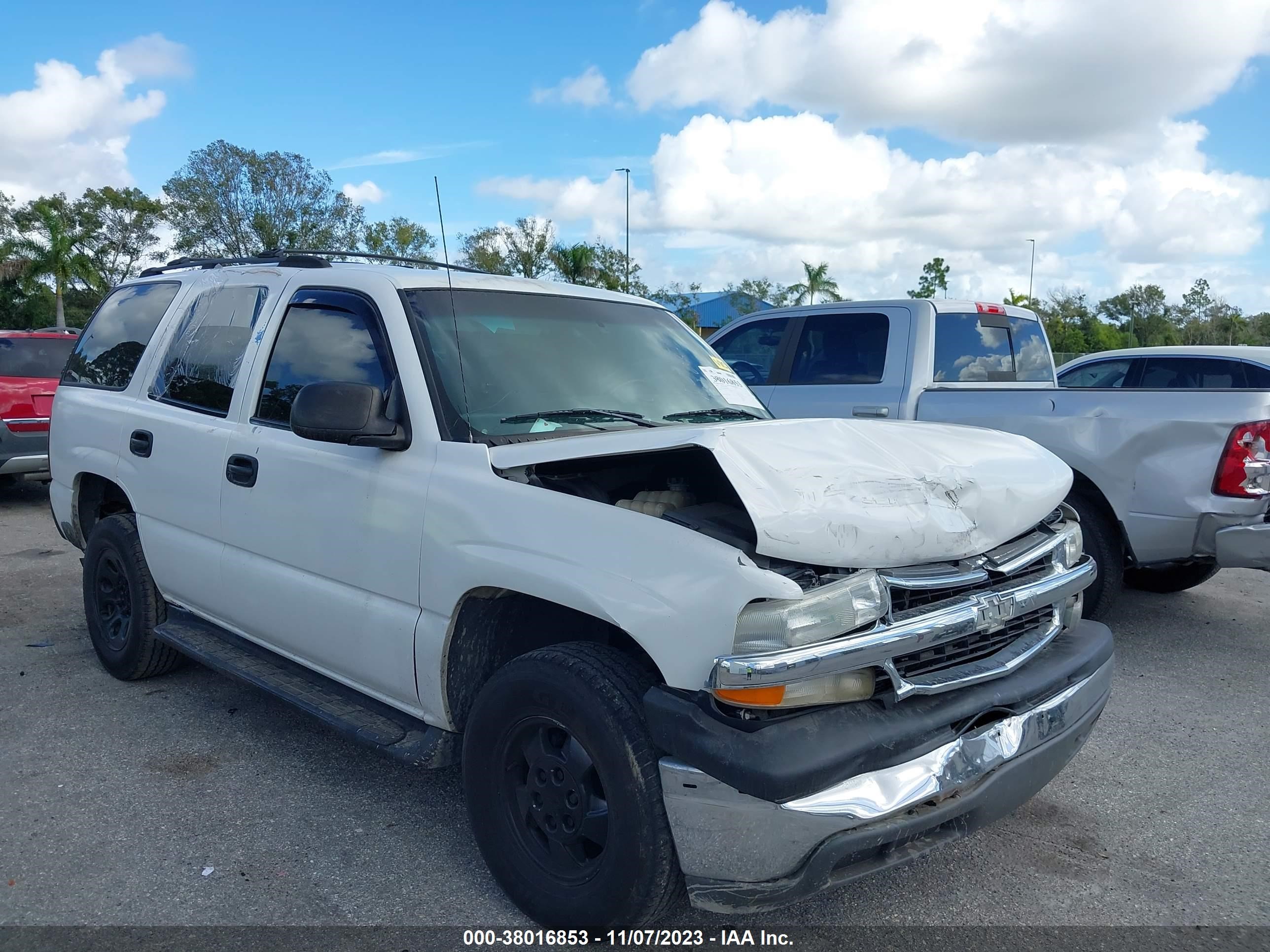 Photo 0 VIN: 1GNEC13T81R174105 - CHEVROLET TAHOE 