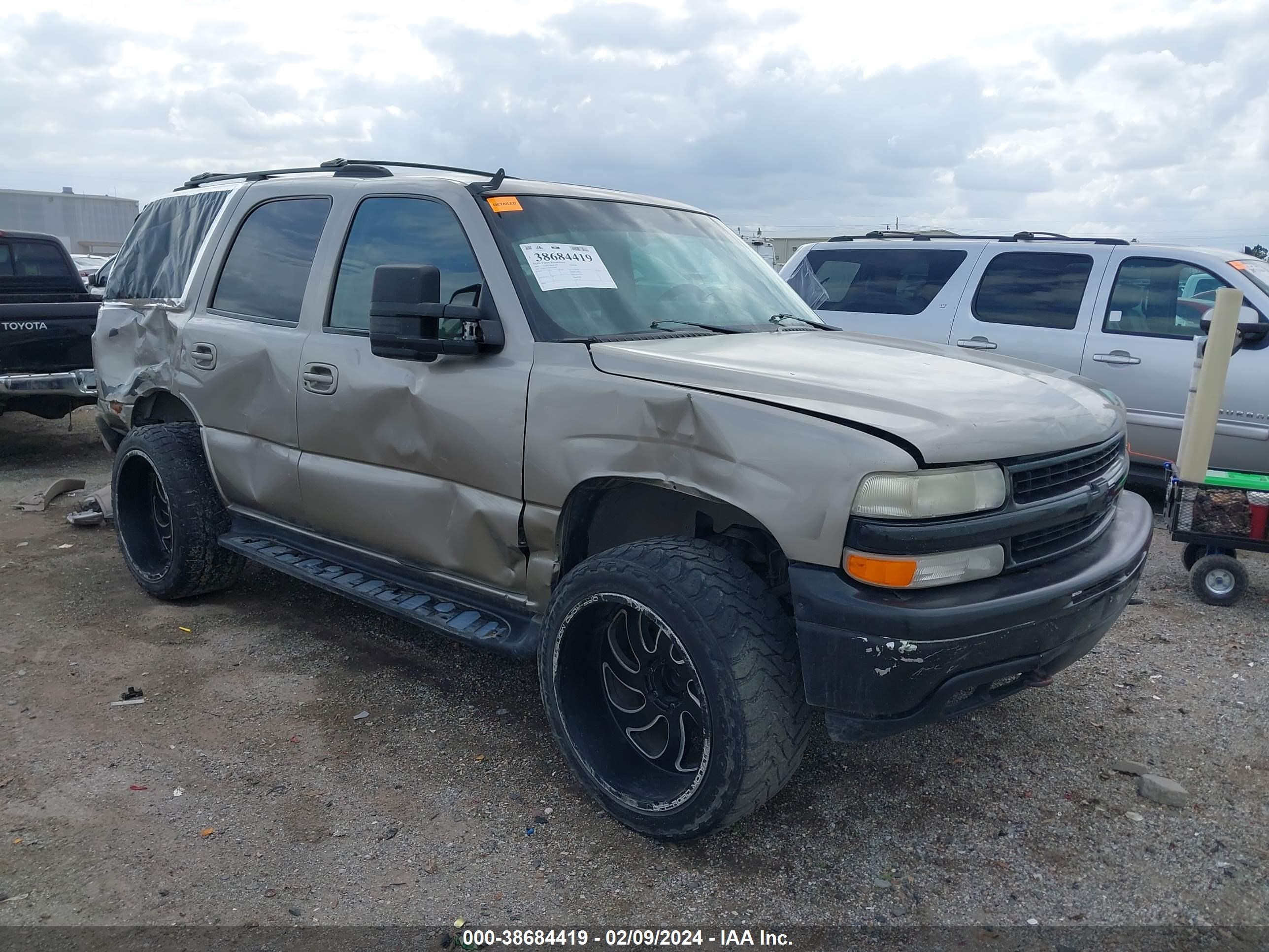 Photo 0 VIN: 1GNEC13T81R180969 - CHEVROLET TAHOE 