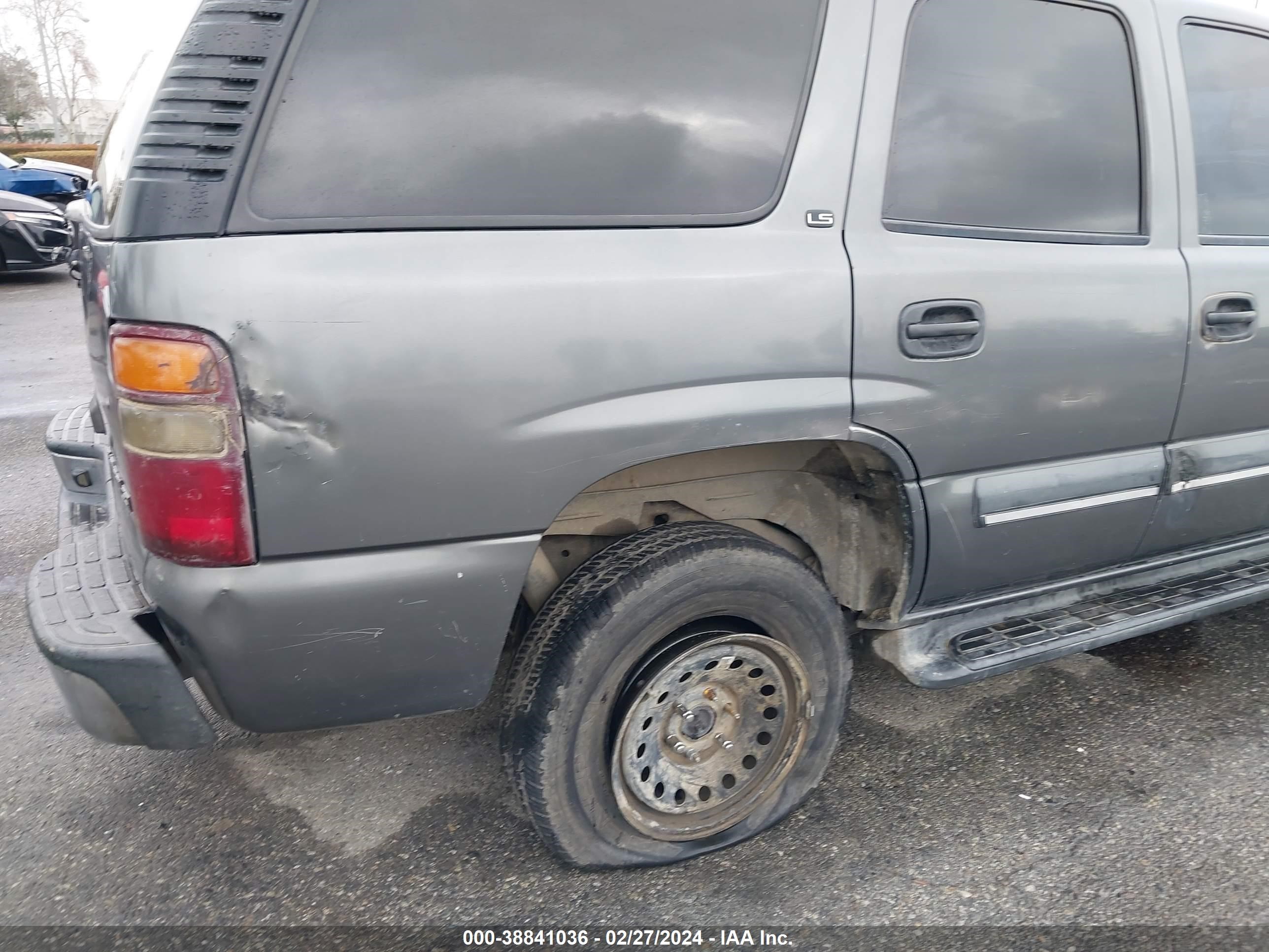 Photo 18 VIN: 1GNEC13T82R186157 - CHEVROLET TAHOE 