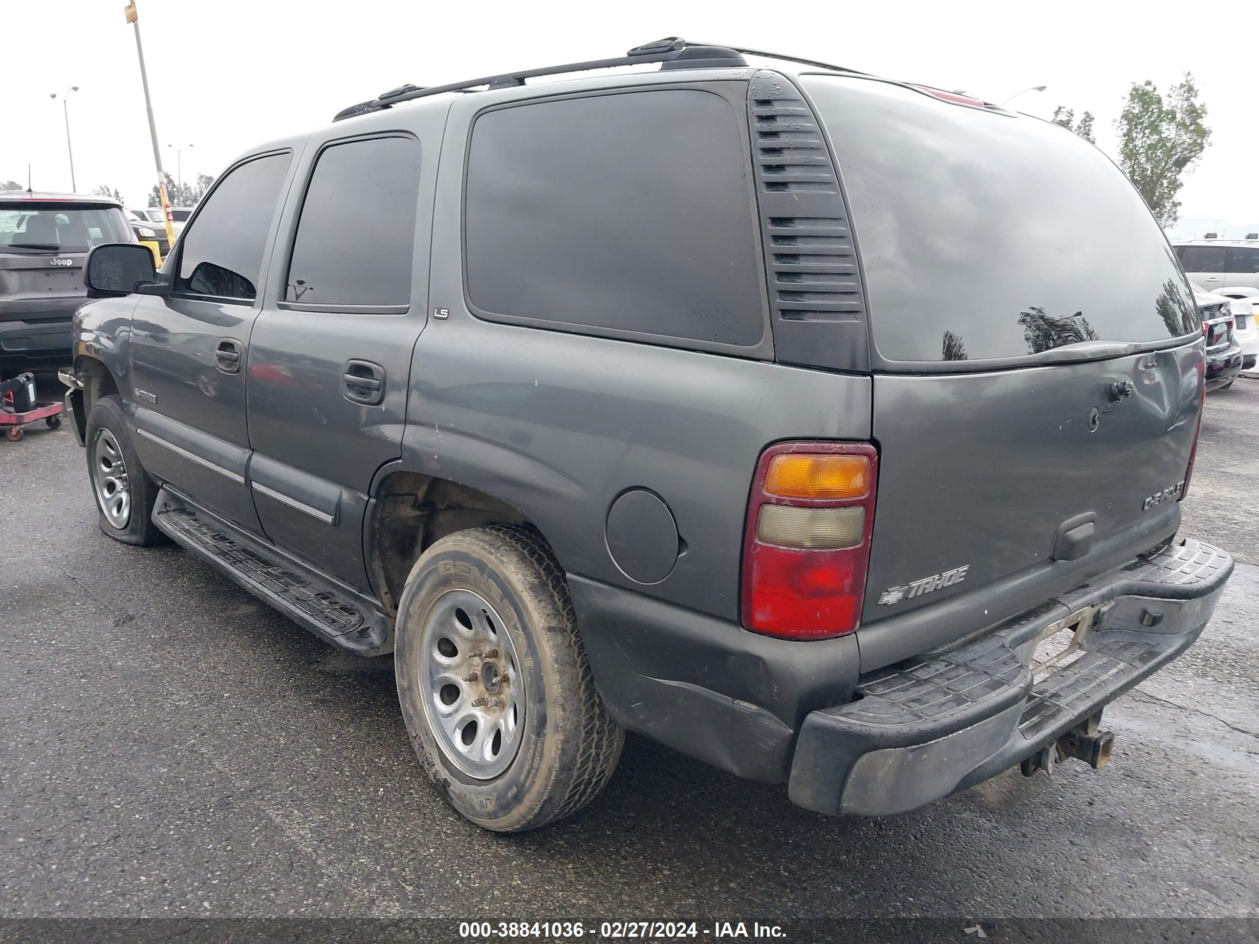 Photo 2 VIN: 1GNEC13T82R186157 - CHEVROLET TAHOE 