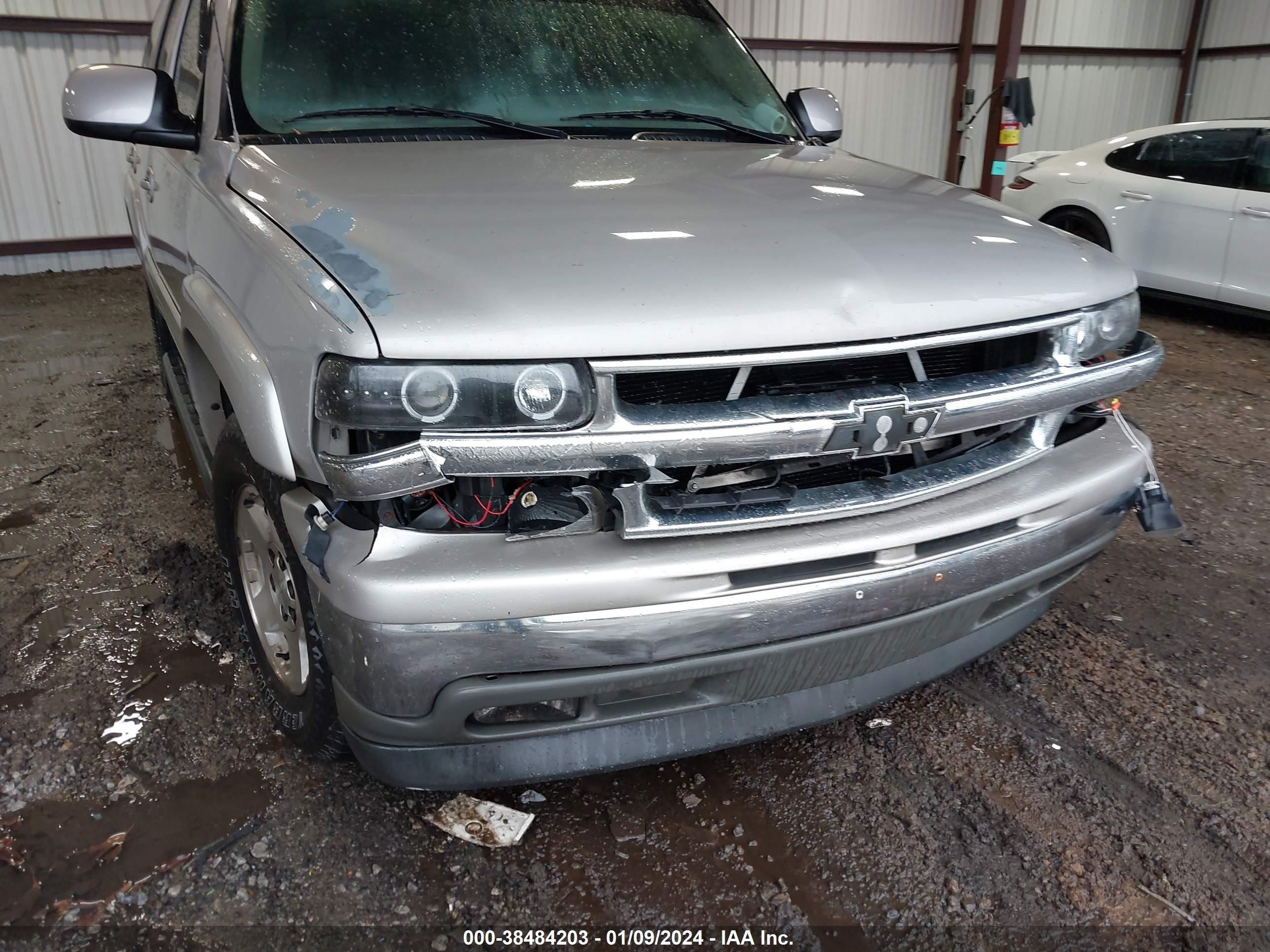 Photo 5 VIN: 1GNEC13T85J146910 - CHEVROLET TAHOE 