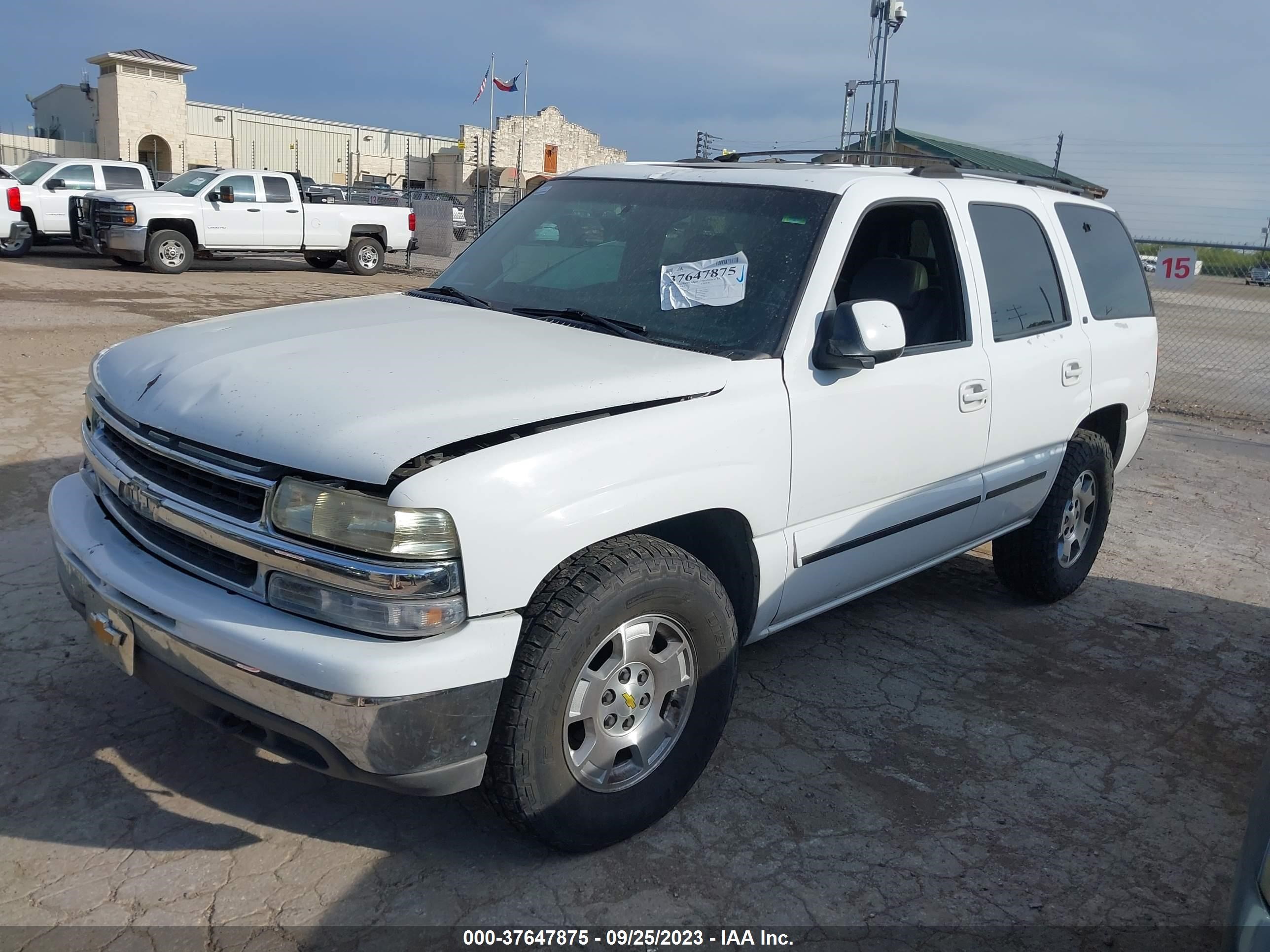 Photo 1 VIN: 1GNEC13TX1R195604 - CHEVROLET TAHOE 