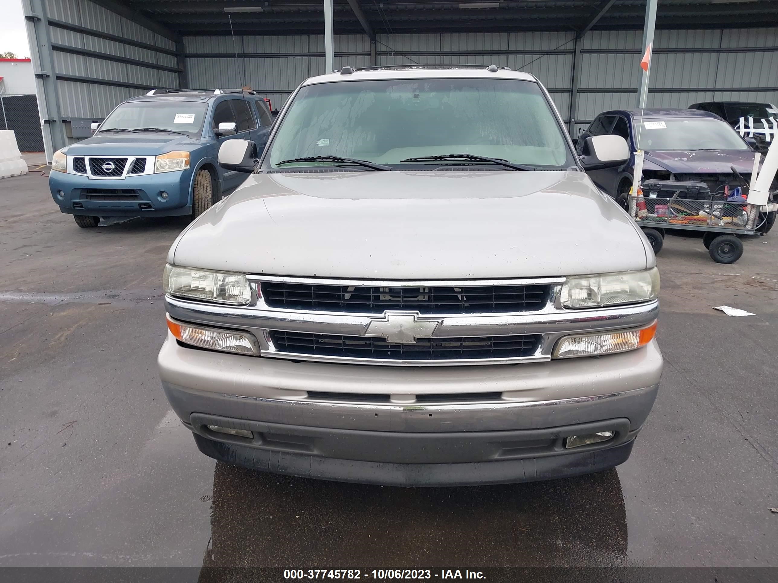 Photo 5 VIN: 1GNEC13TX5R163600 - CHEVROLET TAHOE 