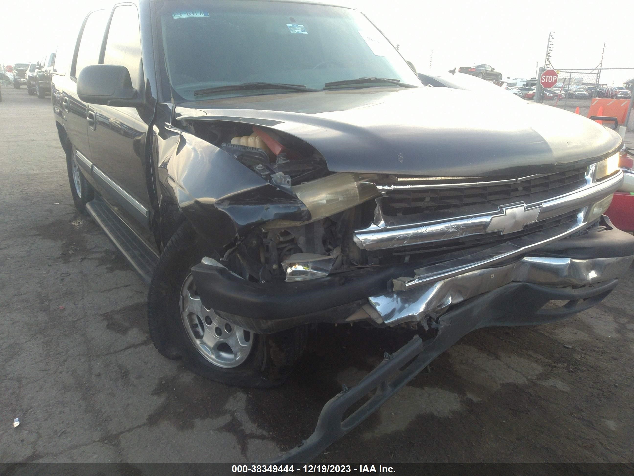 Photo 5 VIN: 1GNEC13V04R107410 - CHEVROLET TAHOE 