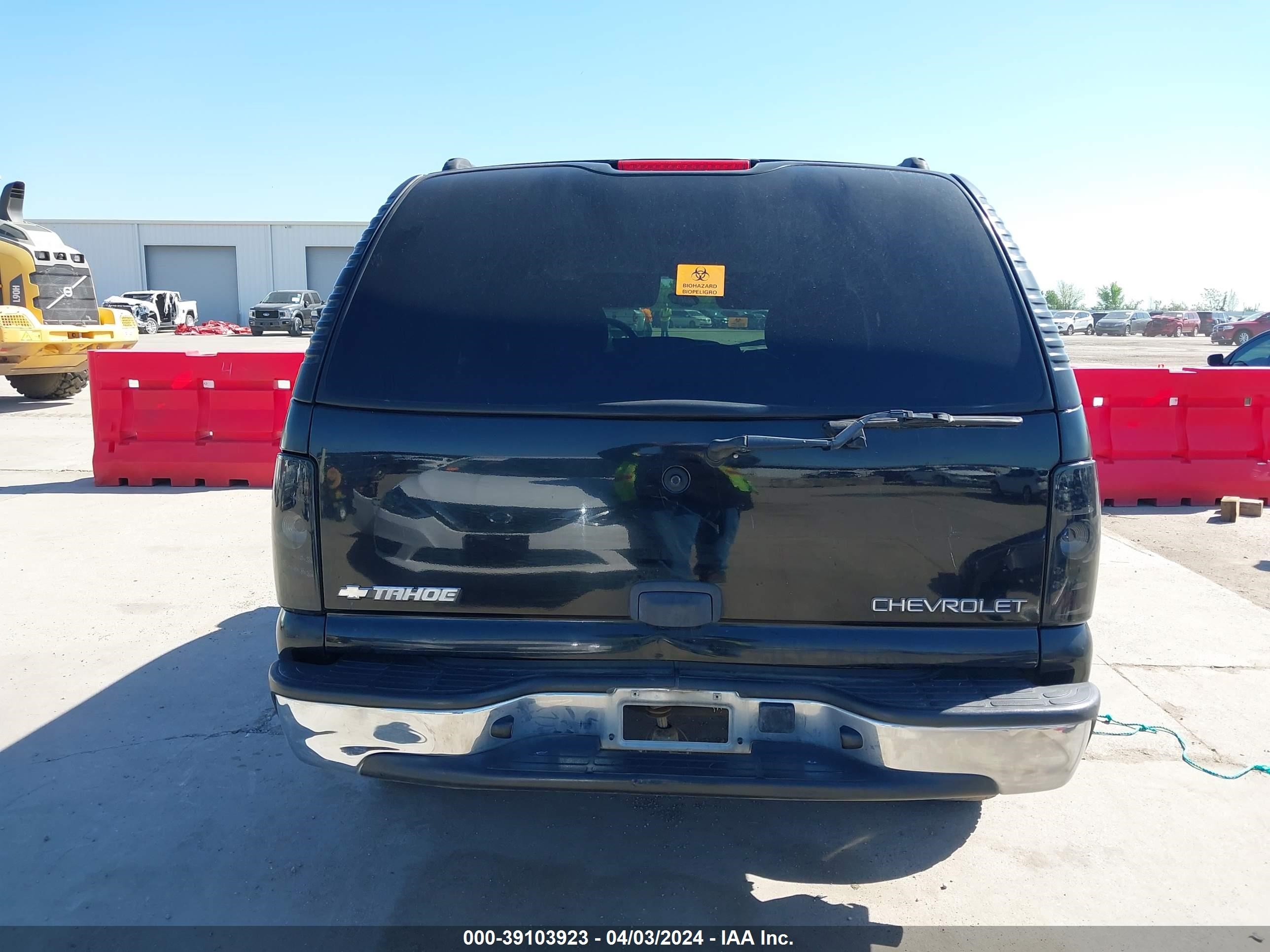 Photo 16 VIN: 1GNEC13V04R311088 - CHEVROLET TAHOE 