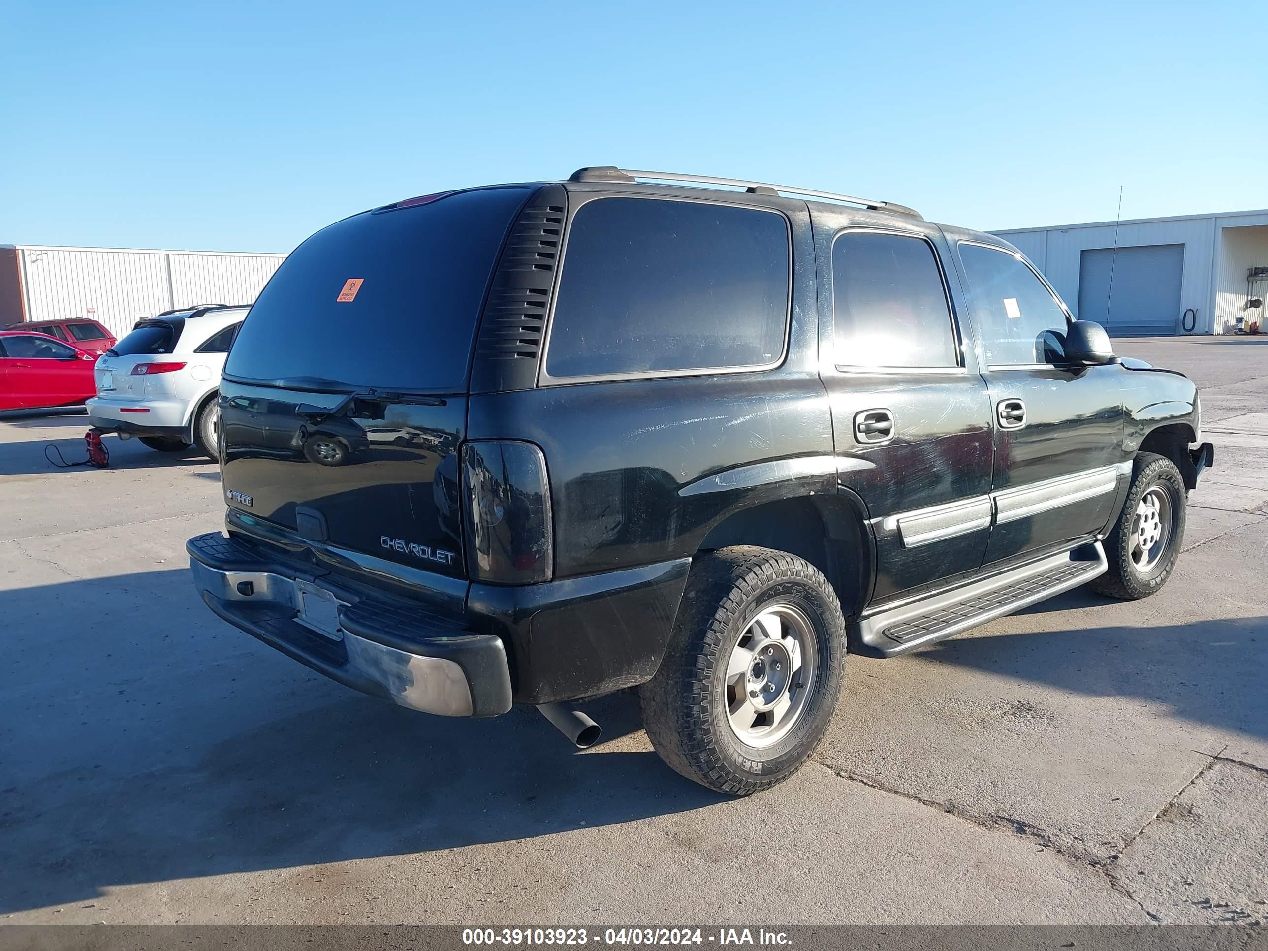 Photo 3 VIN: 1GNEC13V04R311088 - CHEVROLET TAHOE 