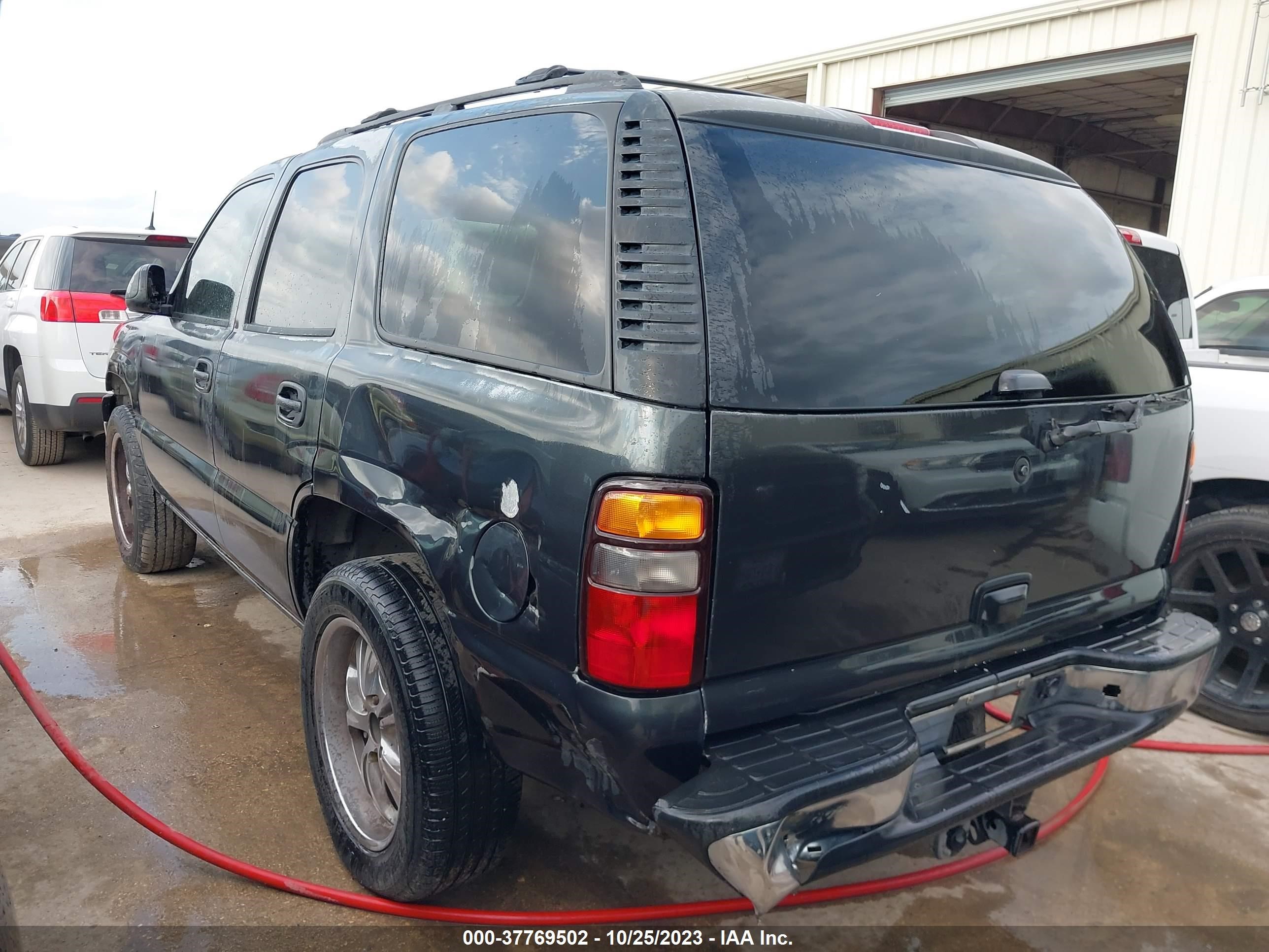 Photo 2 VIN: 1GNEC13V06J115928 - CHEVROLET TAHOE 