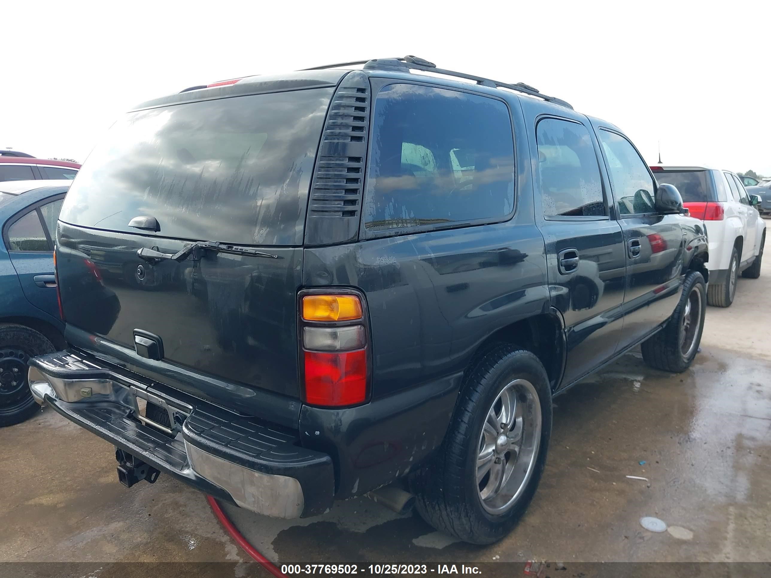 Photo 3 VIN: 1GNEC13V06J115928 - CHEVROLET TAHOE 