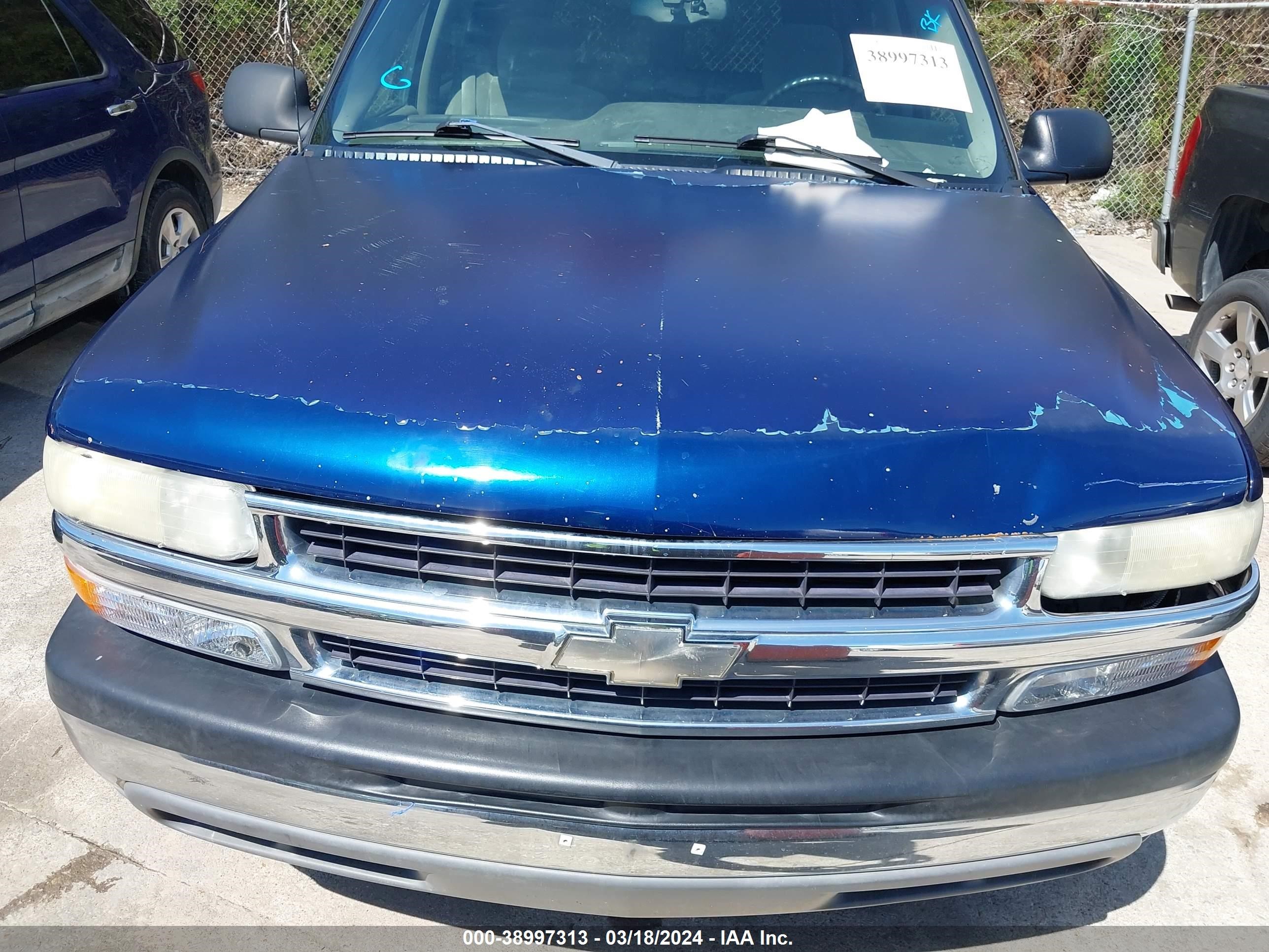 Photo 5 VIN: 1GNEC13V13R157828 - CHEVROLET TAHOE 