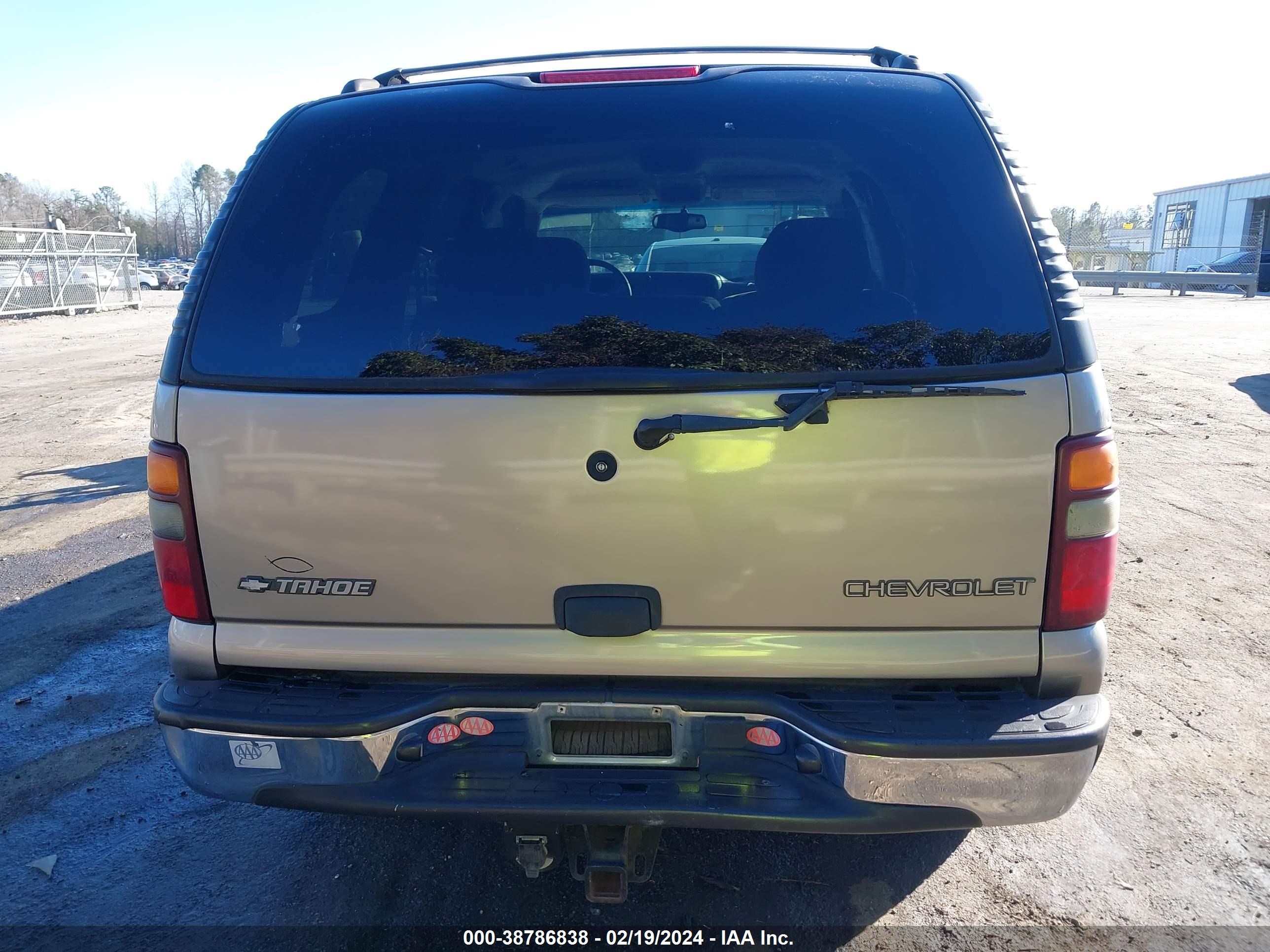 Photo 15 VIN: 1GNEC13V22R287986 - CHEVROLET TAHOE 