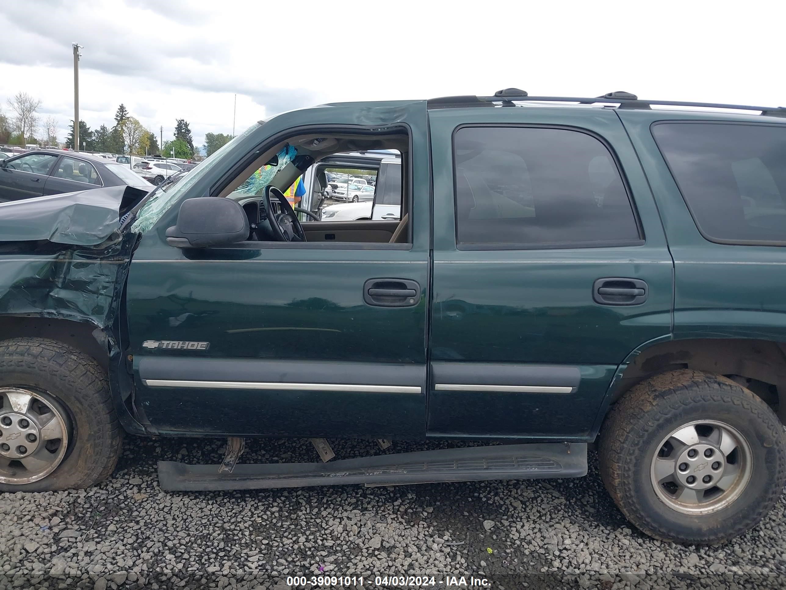 Photo 14 VIN: 1GNEC13V23J329640 - CHEVROLET TAHOE 