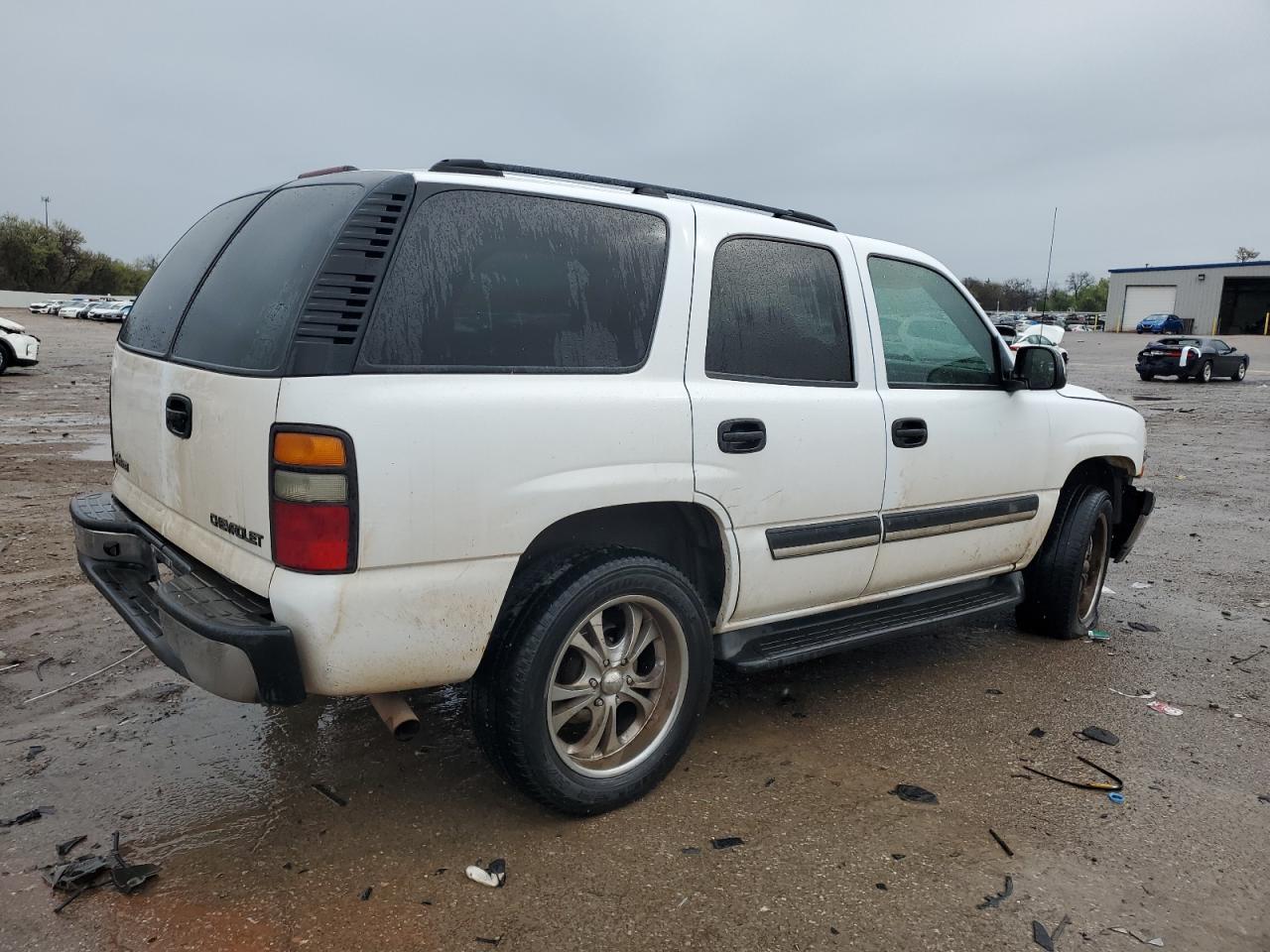 Photo 2 VIN: 1GNEC13V24R247586 - CHEVROLET TAHOE 