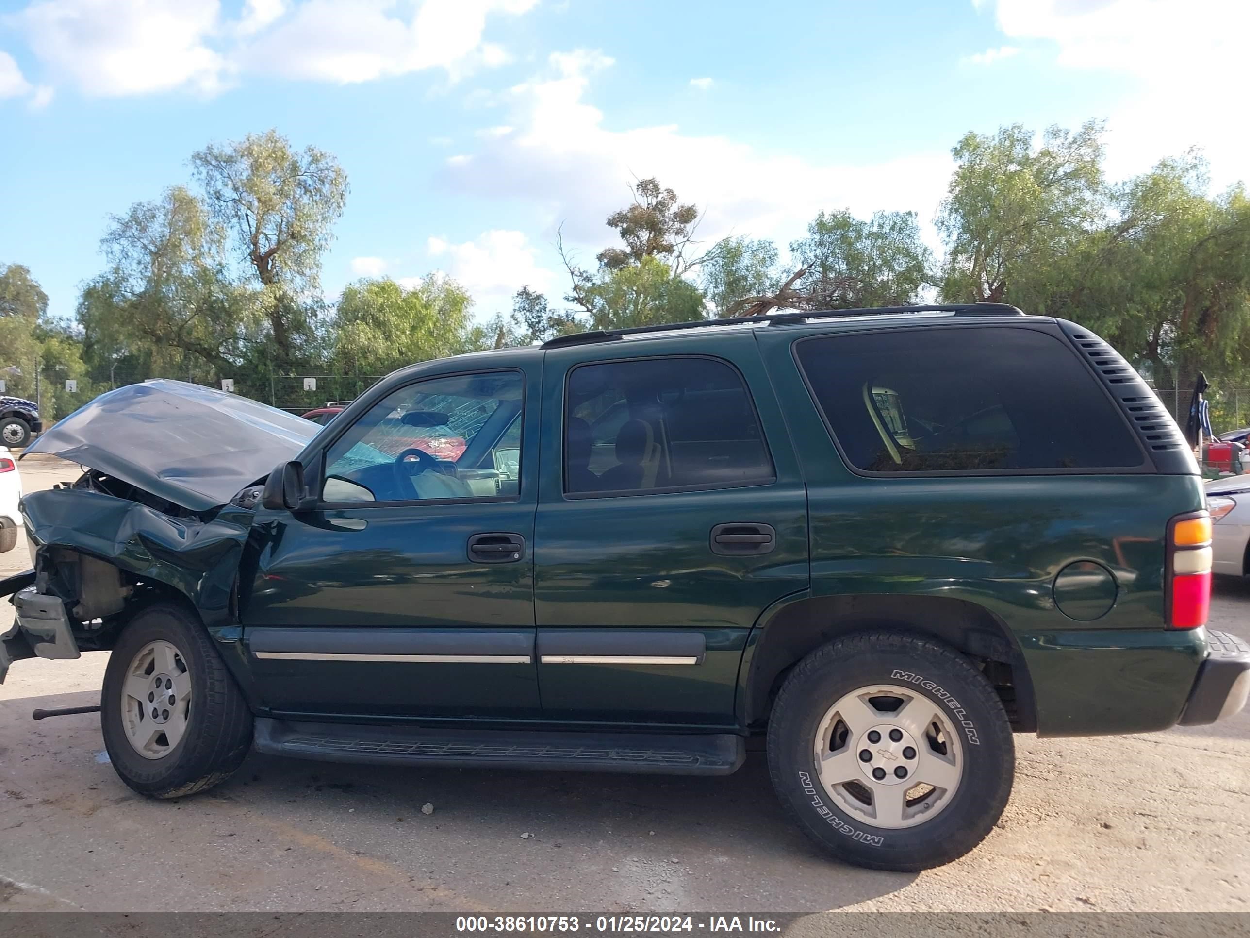 Photo 13 VIN: 1GNEC13V64R162430 - CHEVROLET TAHOE 