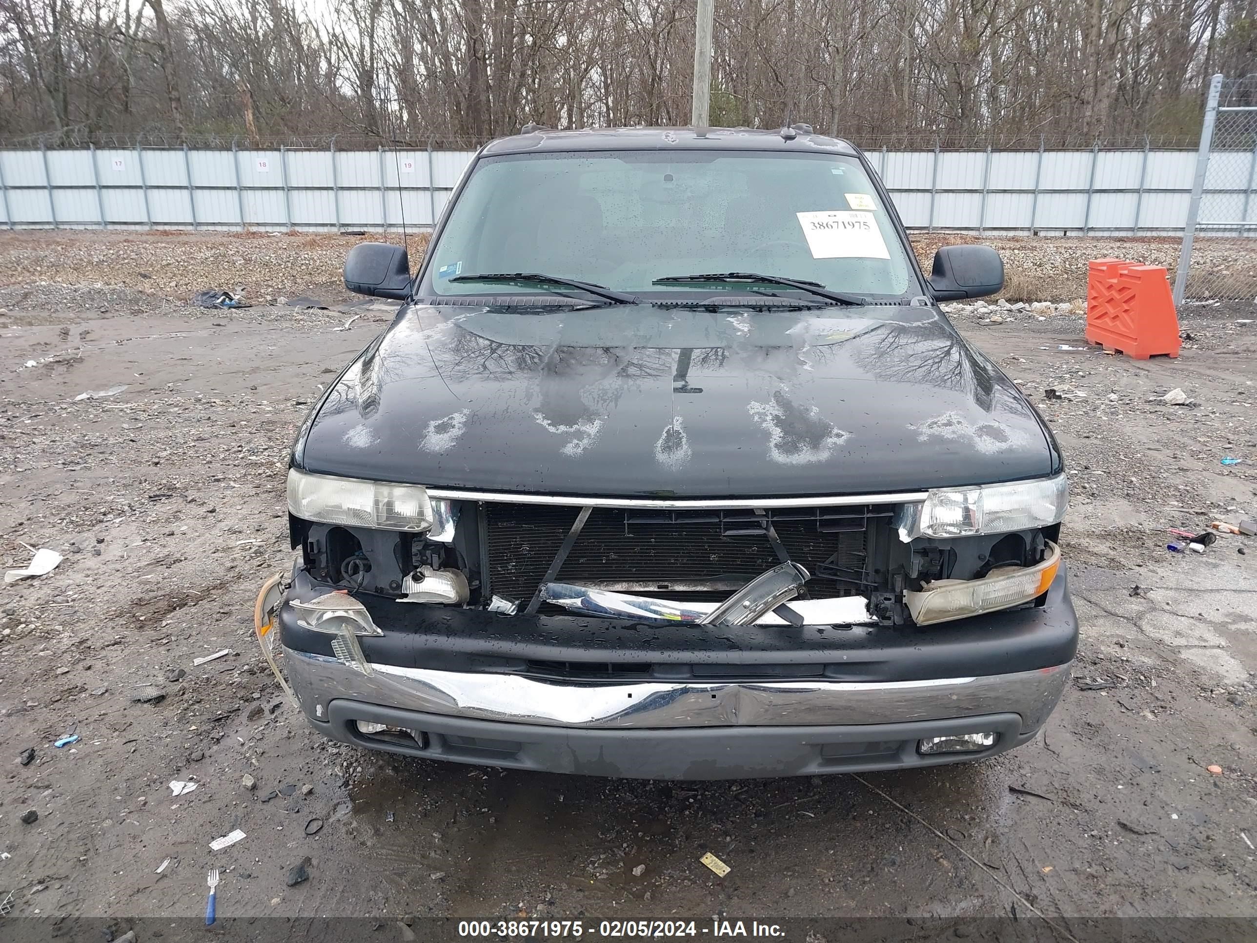 Photo 11 VIN: 1GNEC13V65J142193 - CHEVROLET TAHOE 