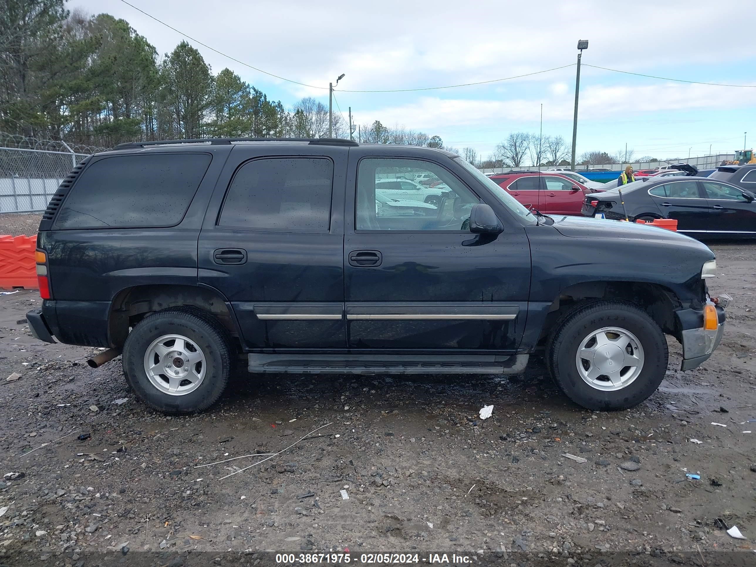 Photo 12 VIN: 1GNEC13V65J142193 - CHEVROLET TAHOE 