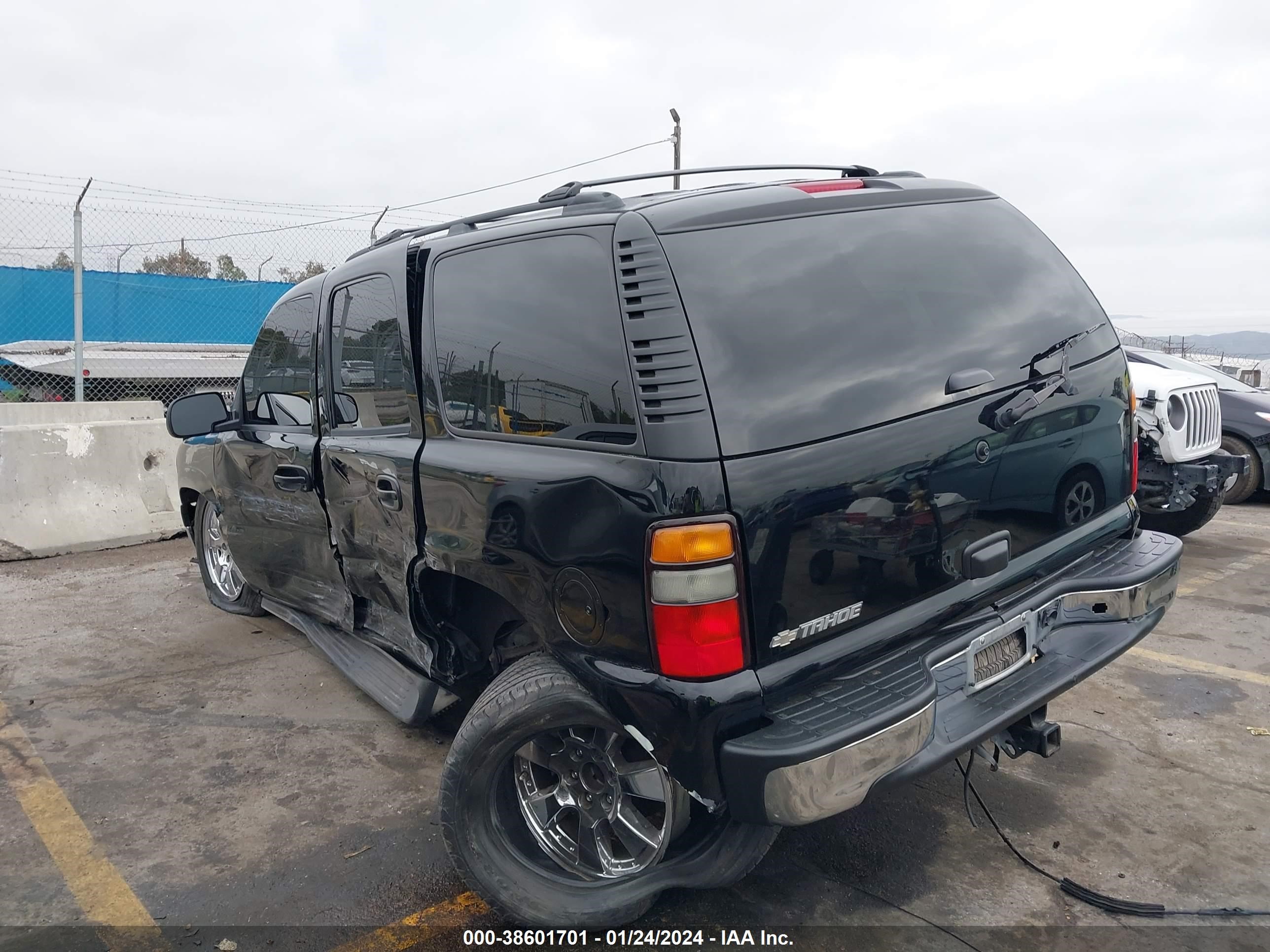 Photo 2 VIN: 1GNEC13V66R166416 - CHEVROLET TAHOE 