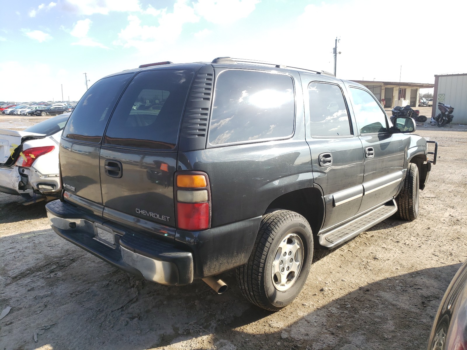 Photo 3 VIN: 1GNEC13V84R102522 - CHEVROLET TAHOE C150 