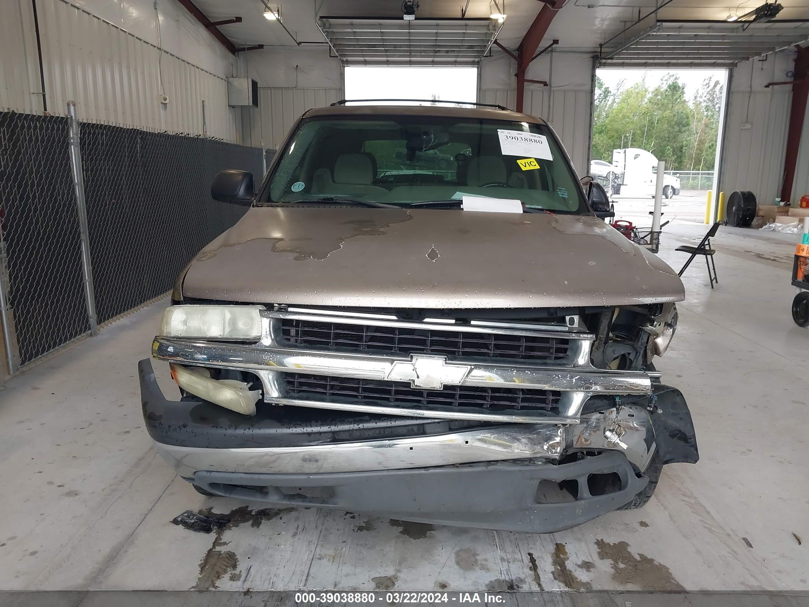 Photo 11 VIN: 1GNEC13V84R299188 - CHEVROLET TAHOE 