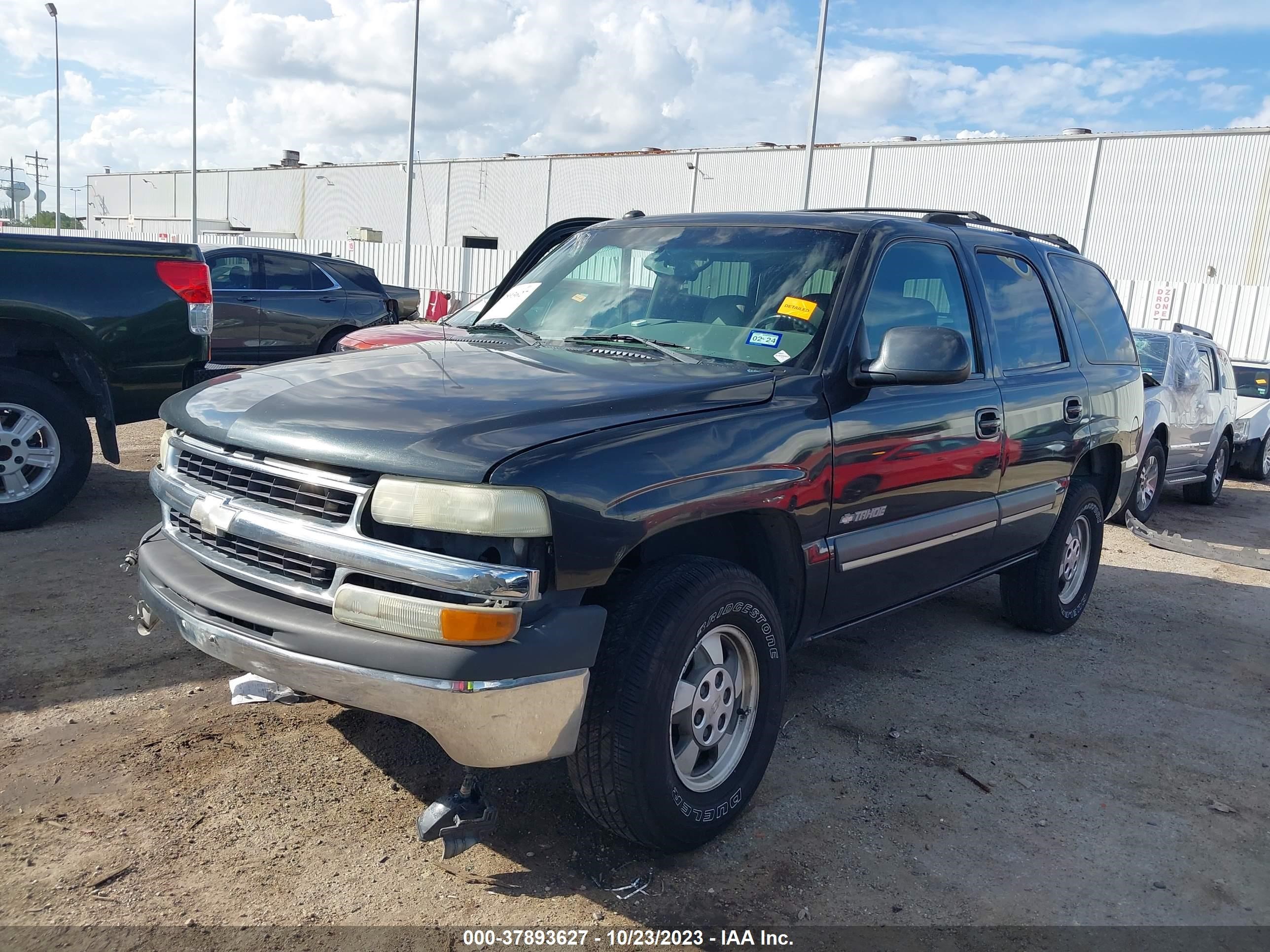 Photo 1 VIN: 1GNEC13Z03R164031 - CHEVROLET TAHOE 