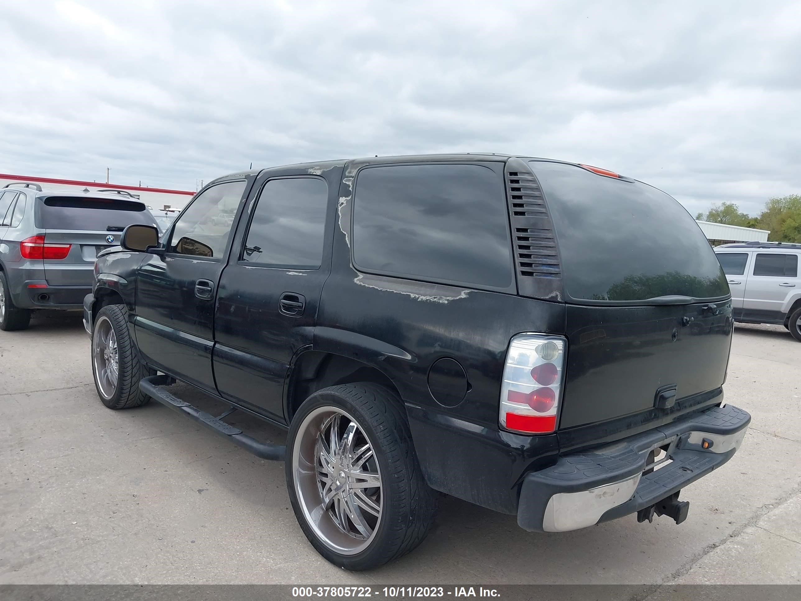 Photo 2 VIN: 1GNEC13Z23R156500 - CHEVROLET TAHOE 