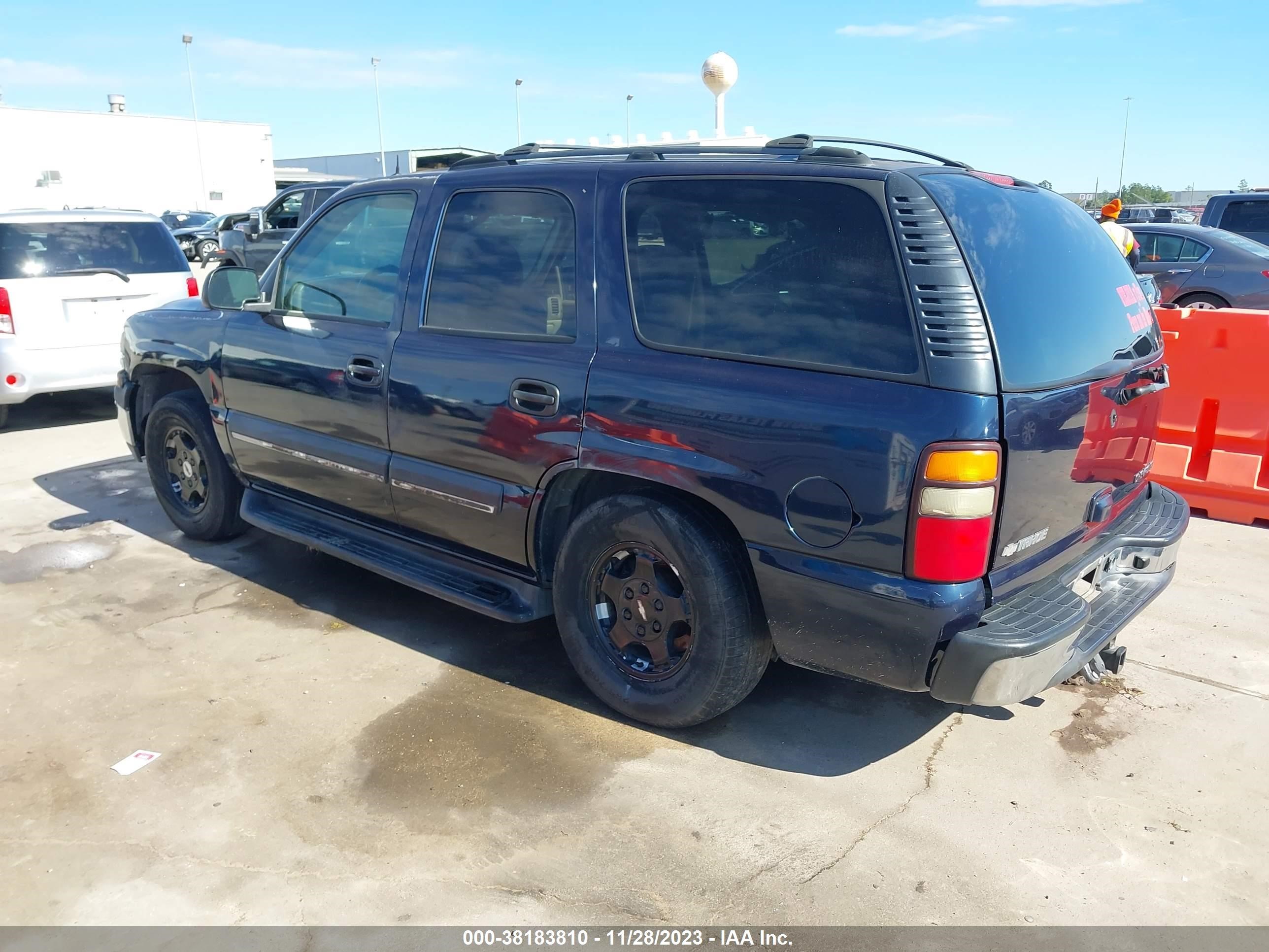 Photo 2 VIN: 1GNEC13Z24R193368 - CHEVROLET TAHOE 