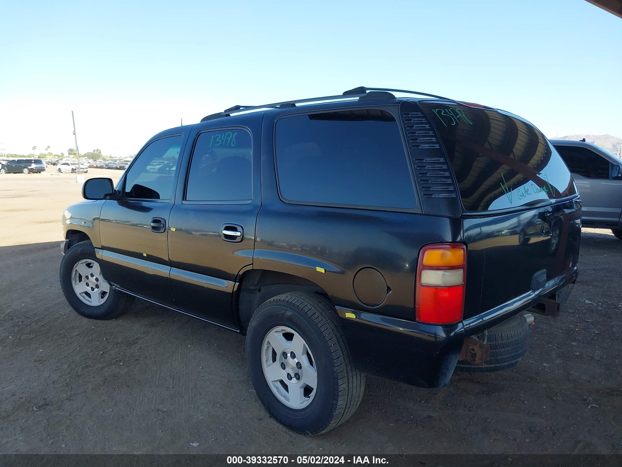 Photo 2 VIN: 1GNEC13Z32R307682 - CHEVROLET TAHOE 