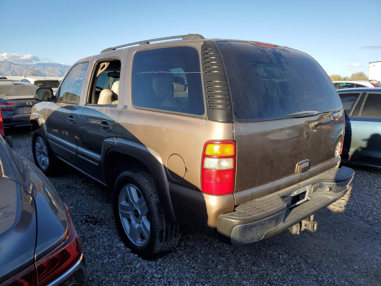 Photo 1 VIN: 1GNEC13Z33R195273 - CHEVROLET TAHOE 