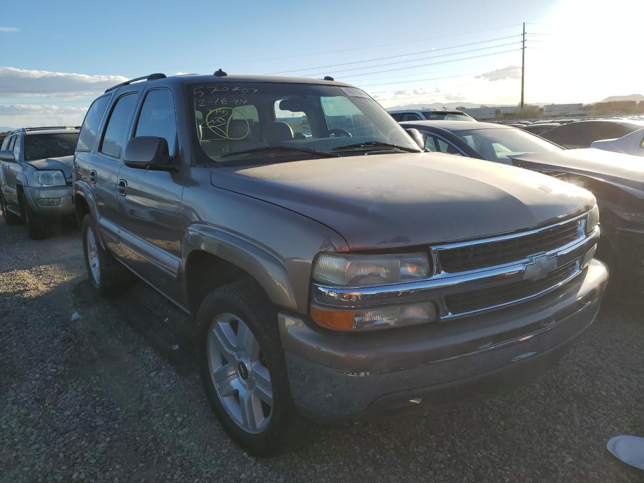 Photo 3 VIN: 1GNEC13Z33R195273 - CHEVROLET TAHOE 