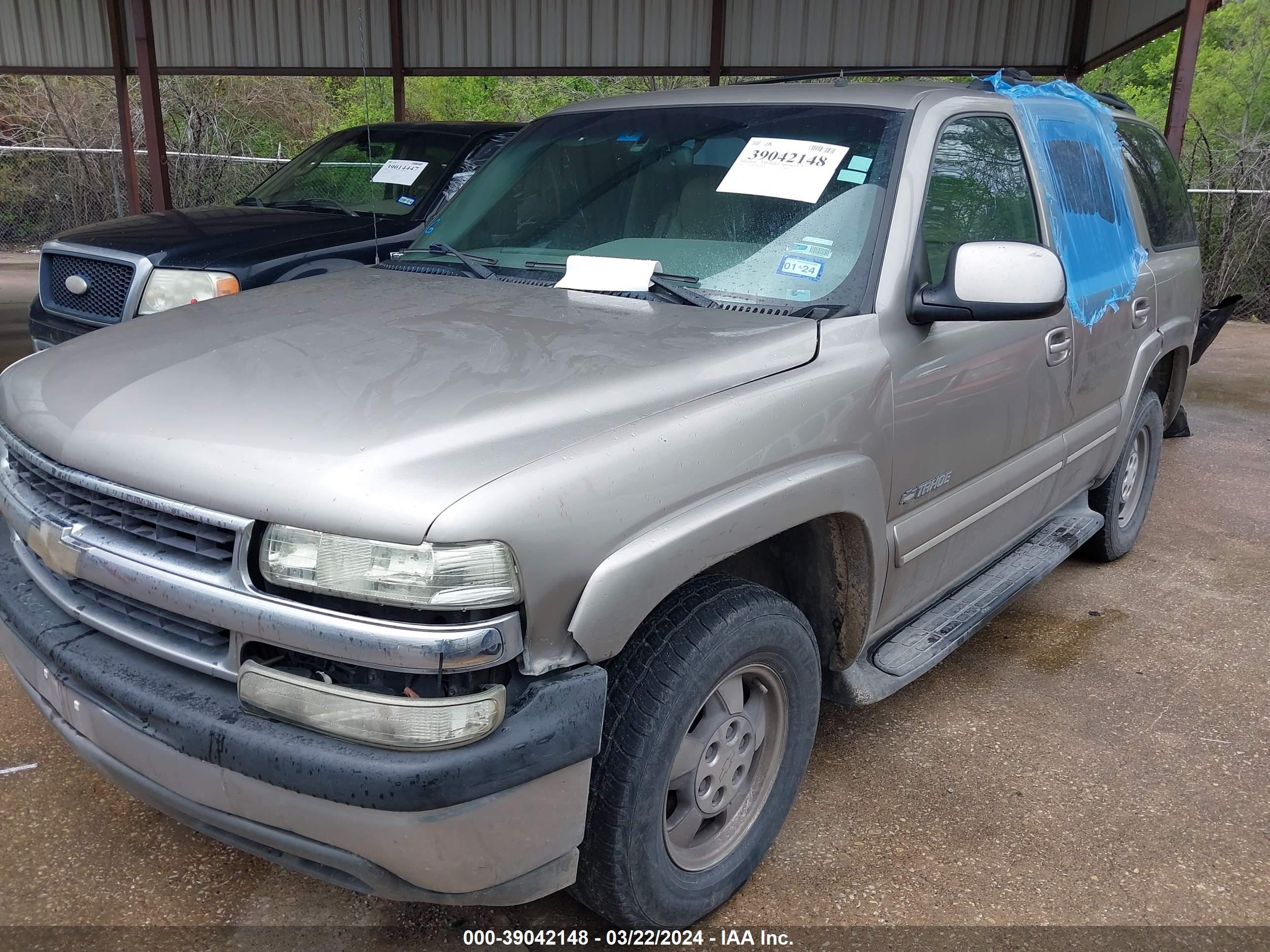 Photo 1 VIN: 1GNEC13Z42R126526 - CHEVROLET TAHOE 