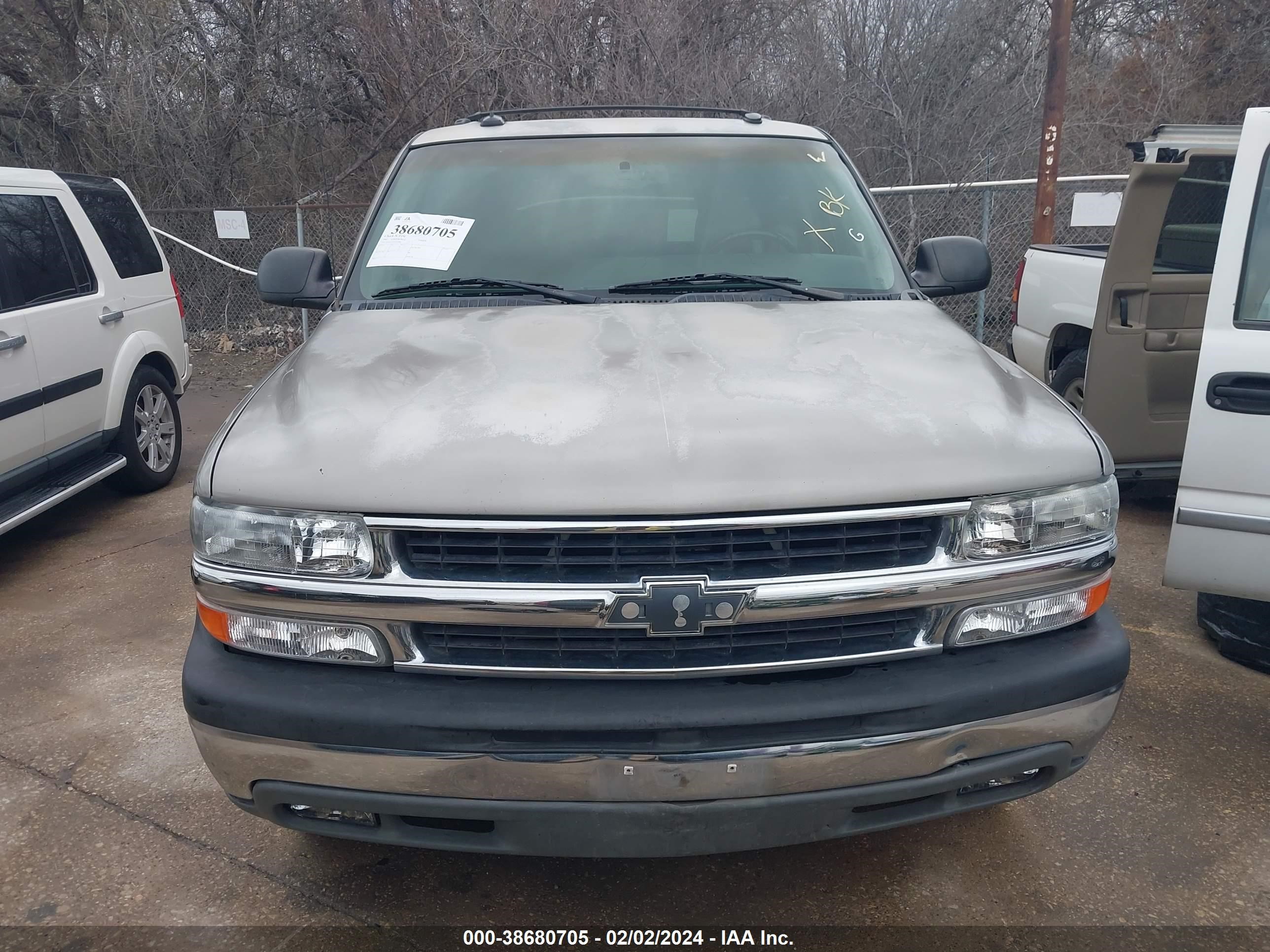 Photo 6 VIN: 1GNEC13Z43J233642 - CHEVROLET TAHOE 