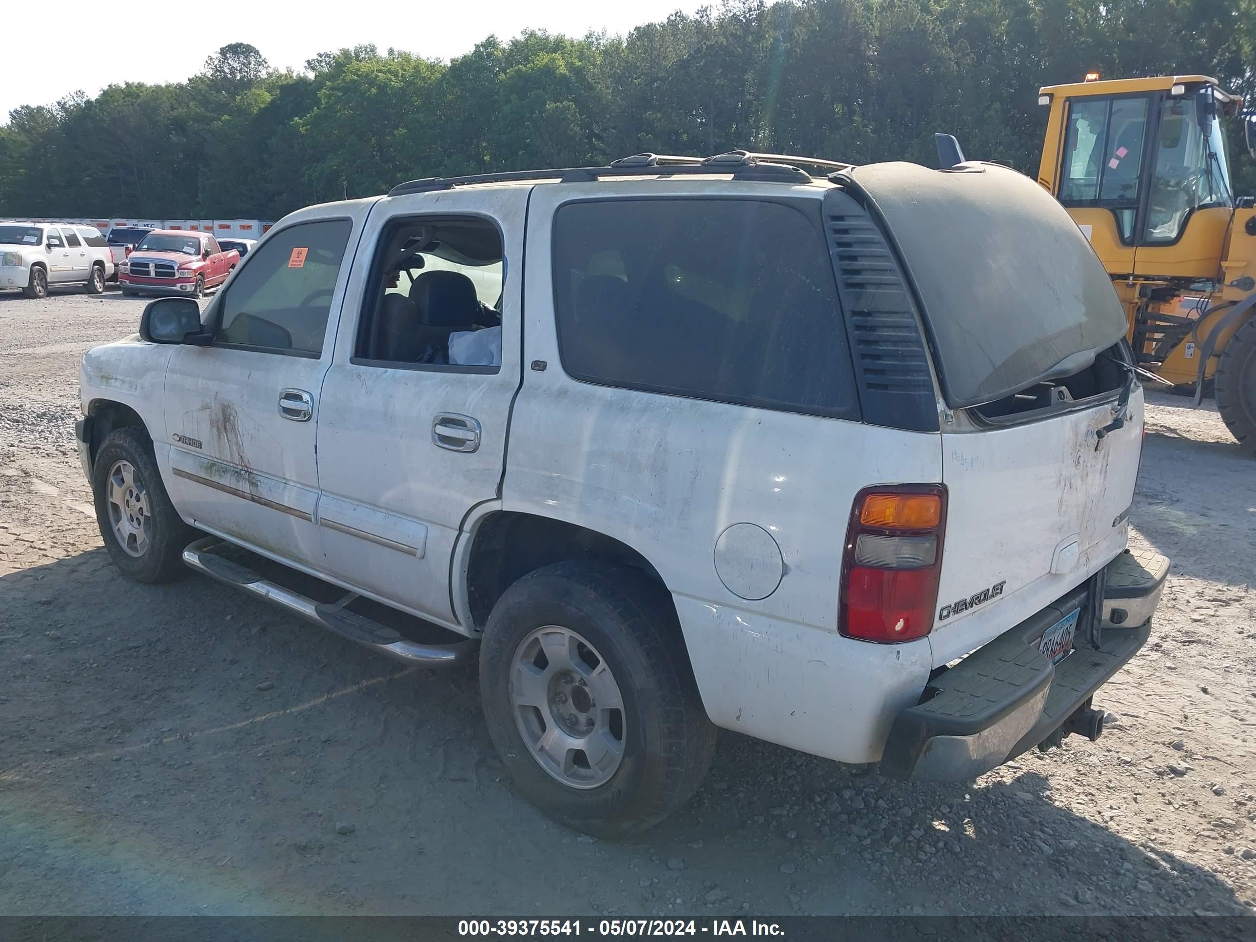 Photo 2 VIN: 1GNEC13Z53J223170 - CHEVROLET TAHOE 