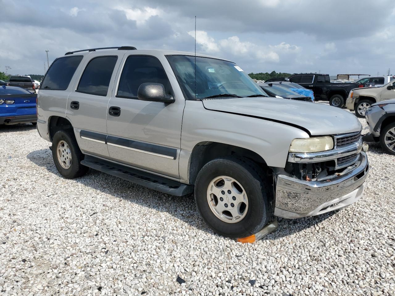 Photo 3 VIN: 1GNEC13Z54R106272 - CHEVROLET TAHOE 