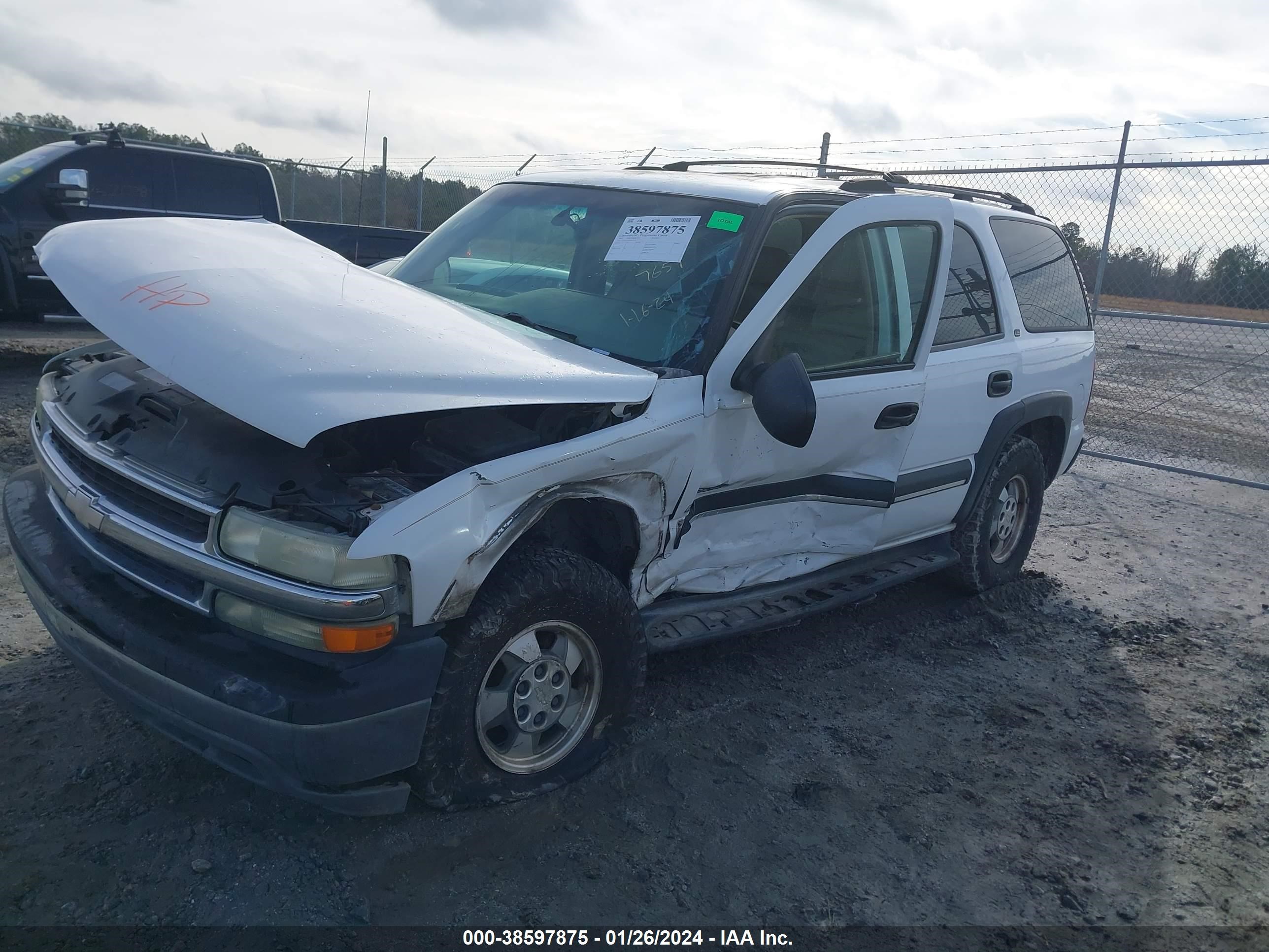 Photo 1 VIN: 1GNEC13Z62R277657 - CHEVROLET TAHOE 