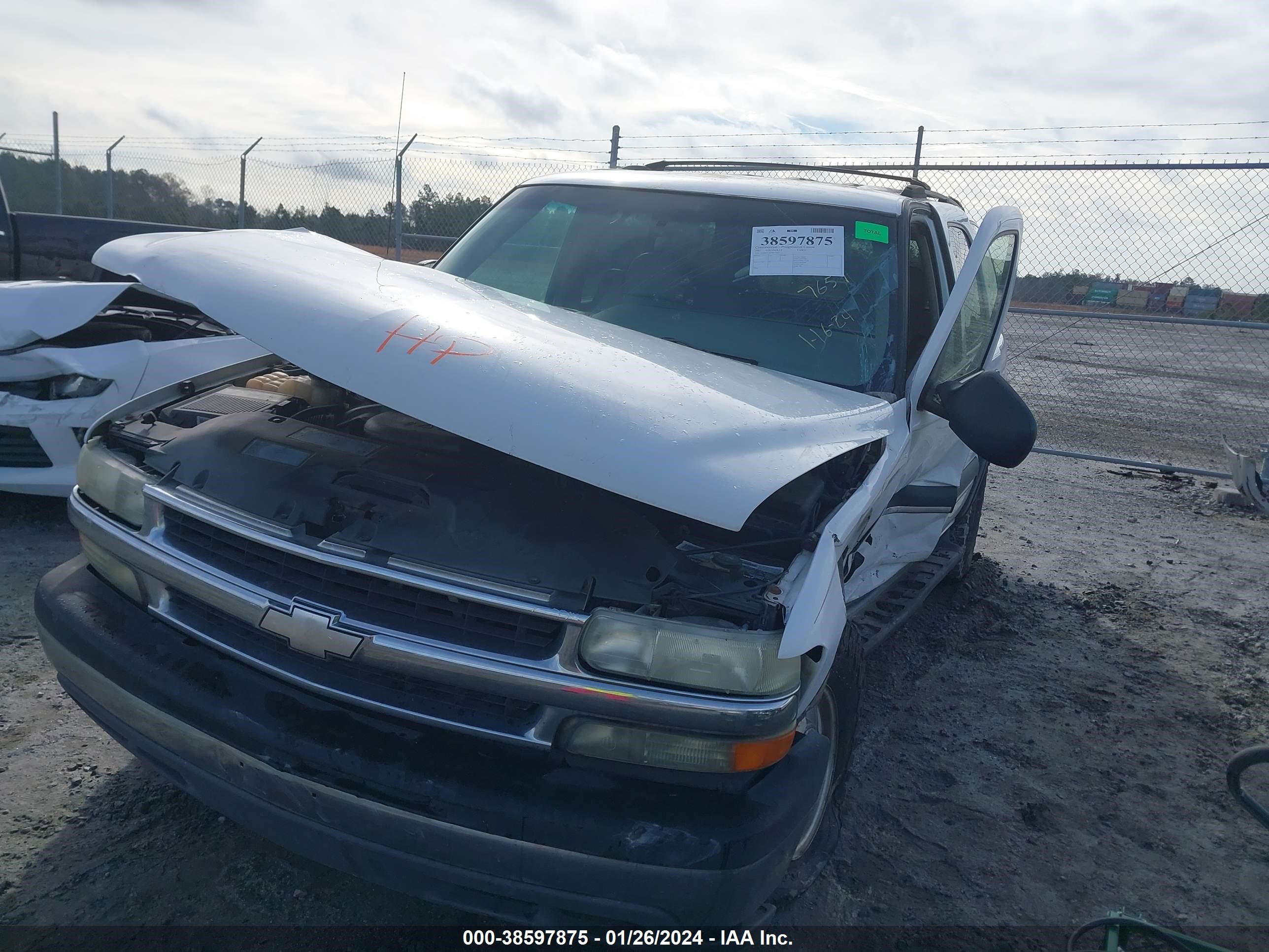 Photo 11 VIN: 1GNEC13Z62R277657 - CHEVROLET TAHOE 