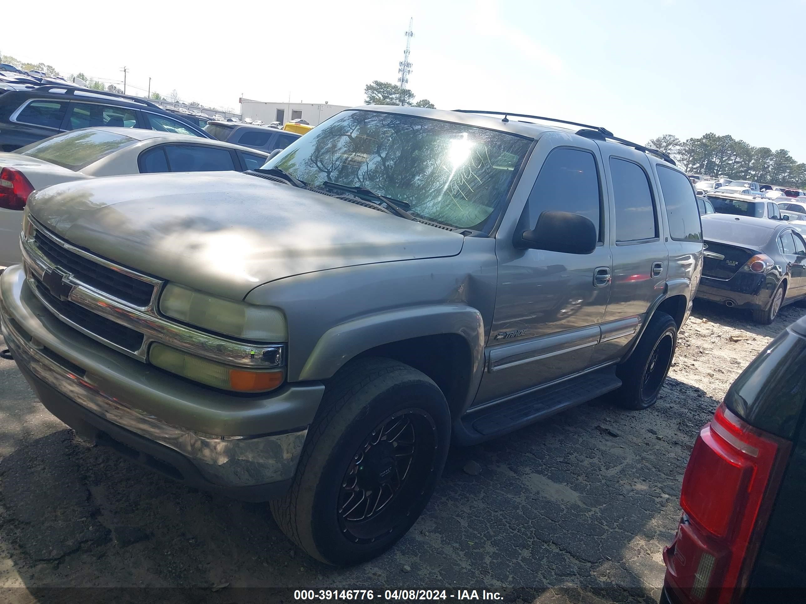 Photo 1 VIN: 1GNEC13Z72R199941 - CHEVROLET TAHOE 