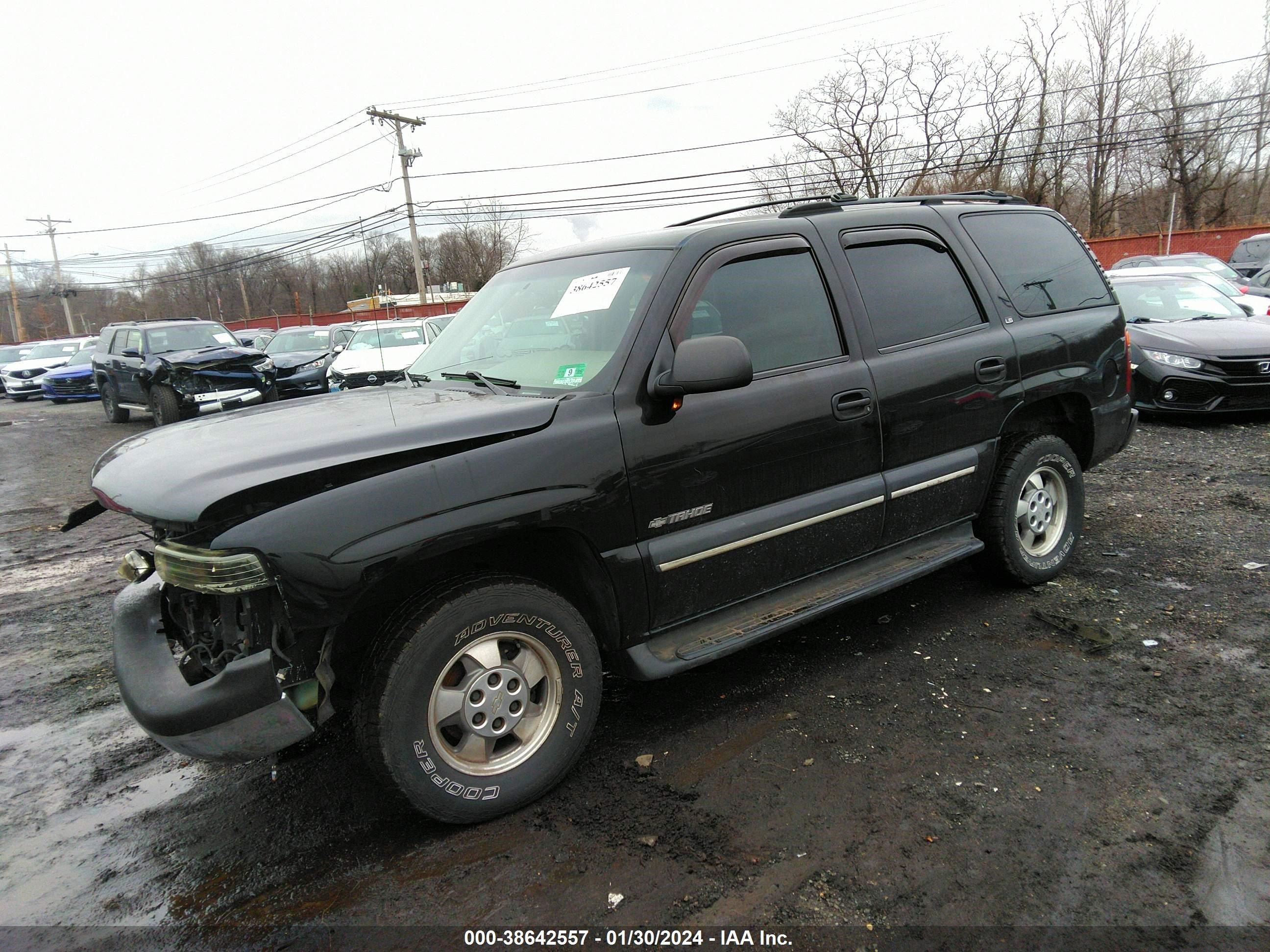 Photo 1 VIN: 1GNEC13Z72R325702 - CHEVROLET TAHOE 