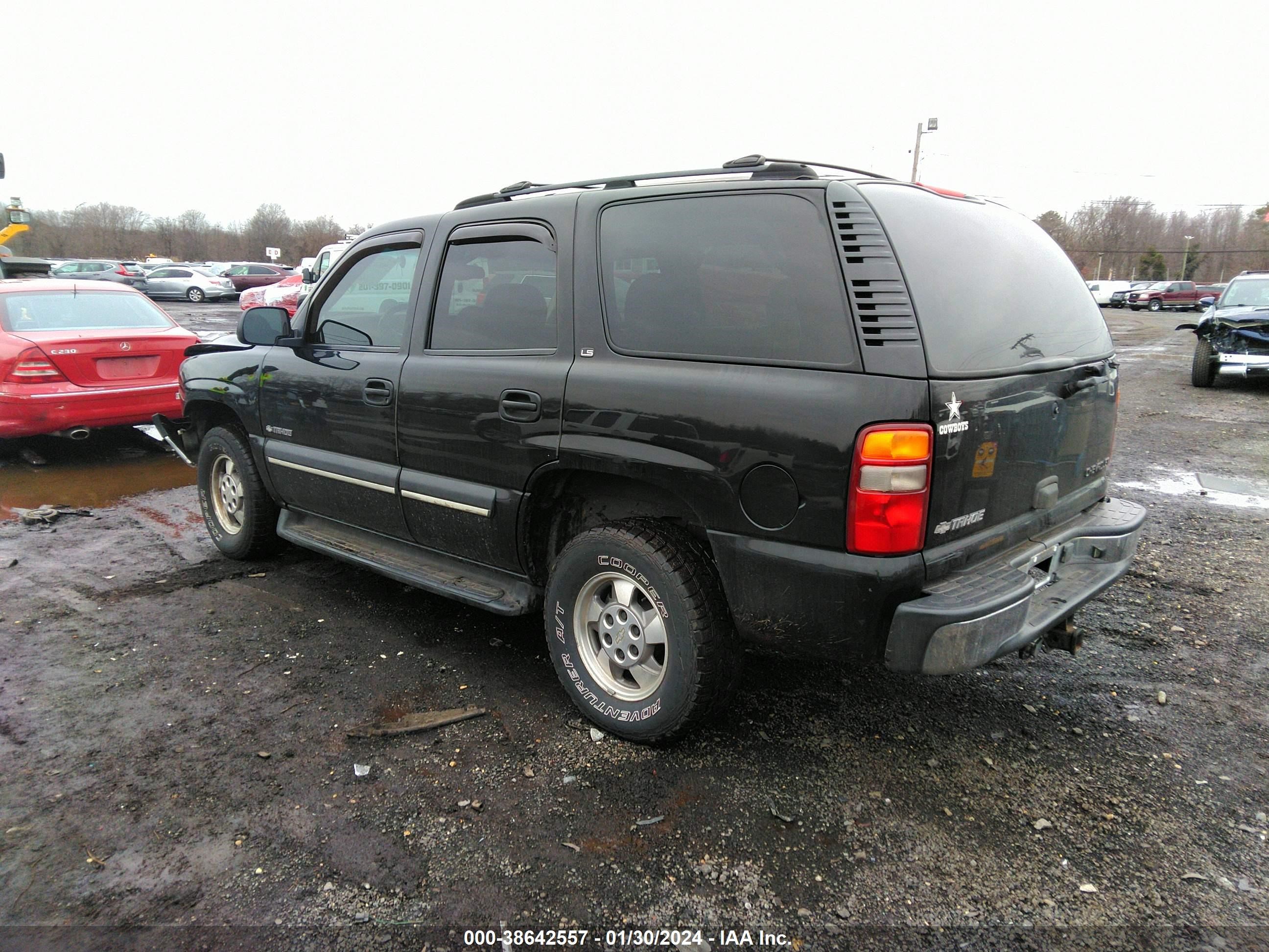 Photo 2 VIN: 1GNEC13Z72R325702 - CHEVROLET TAHOE 