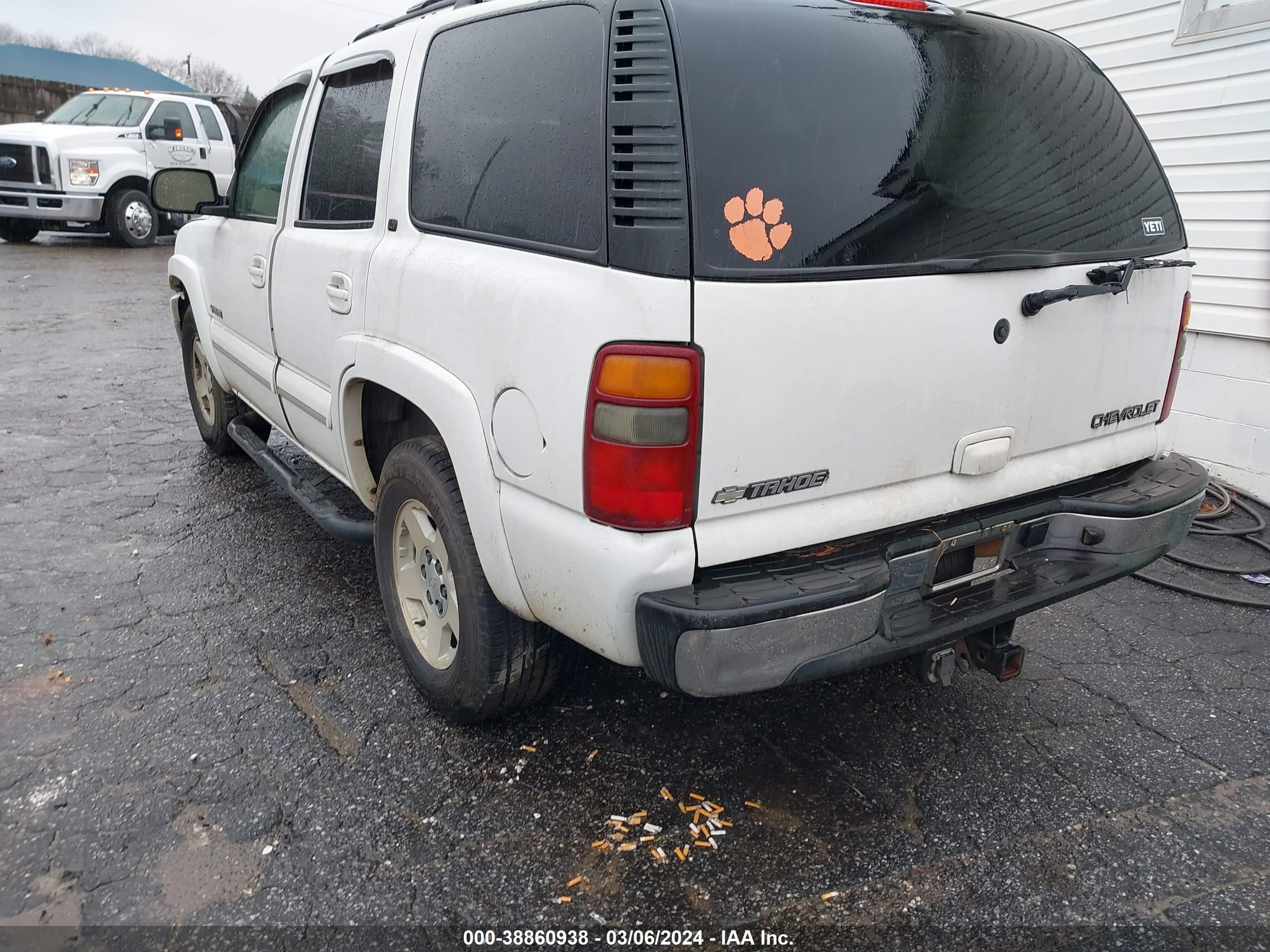 Photo 2 VIN: 1GNEC13Z73J319088 - CHEVROLET TAHOE 