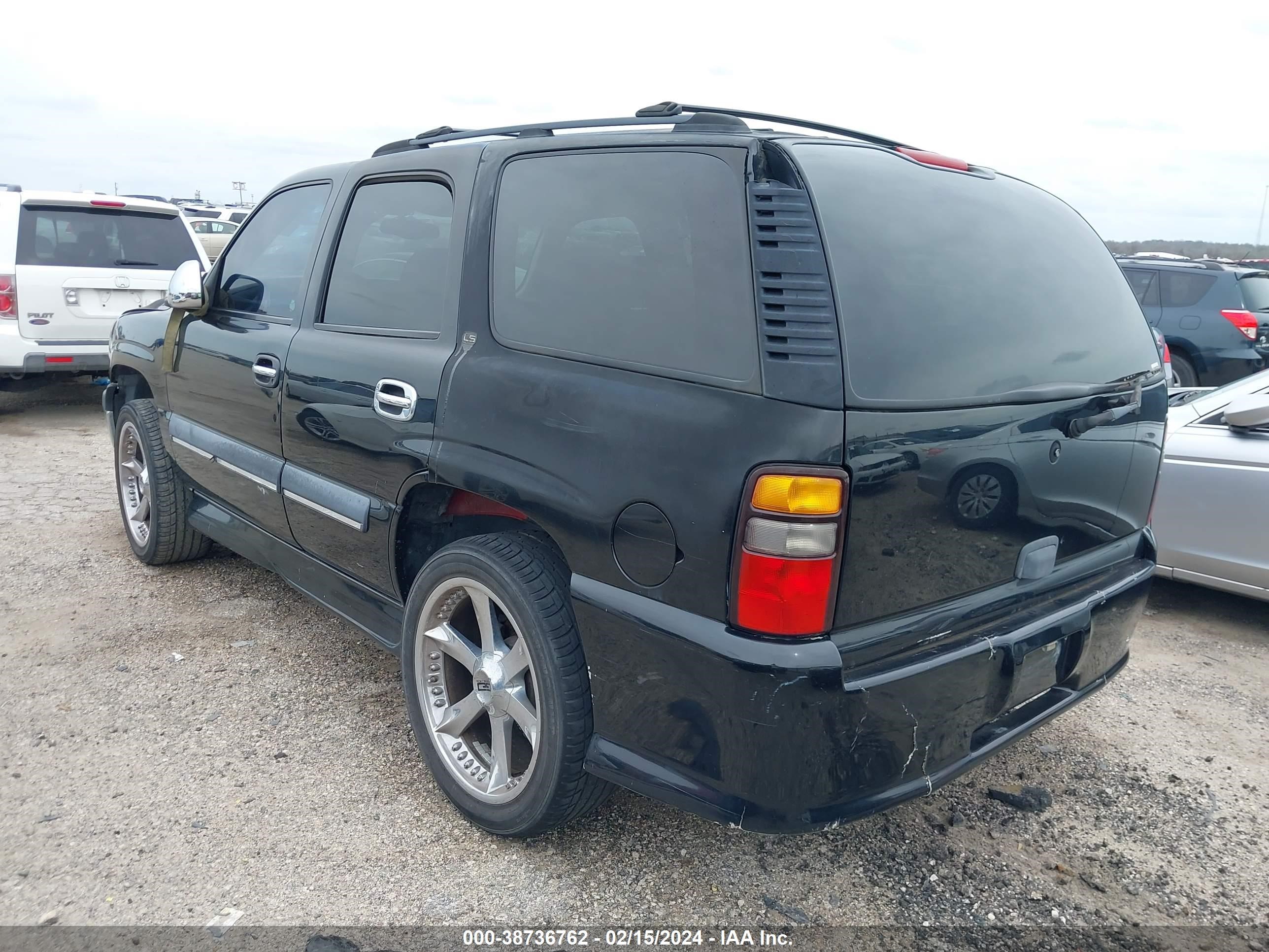 Photo 2 VIN: 1GNEC13Z82R139649 - CHEVROLET TAHOE 