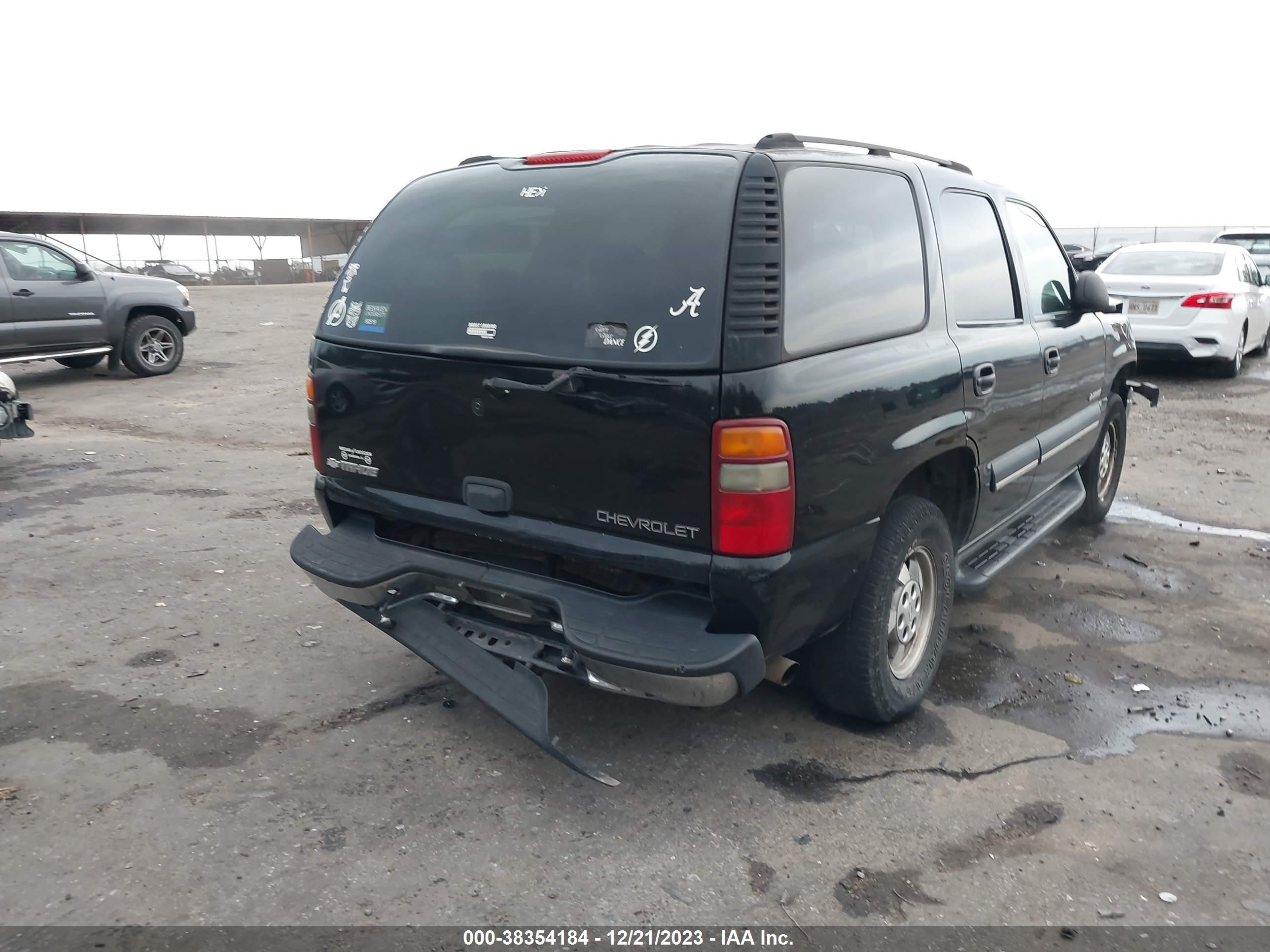 Photo 3 VIN: 1GNEC13Z93J216755 - CHEVROLET TAHOE 